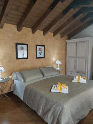 Superior Double Room with Spa Bath - Photo 2