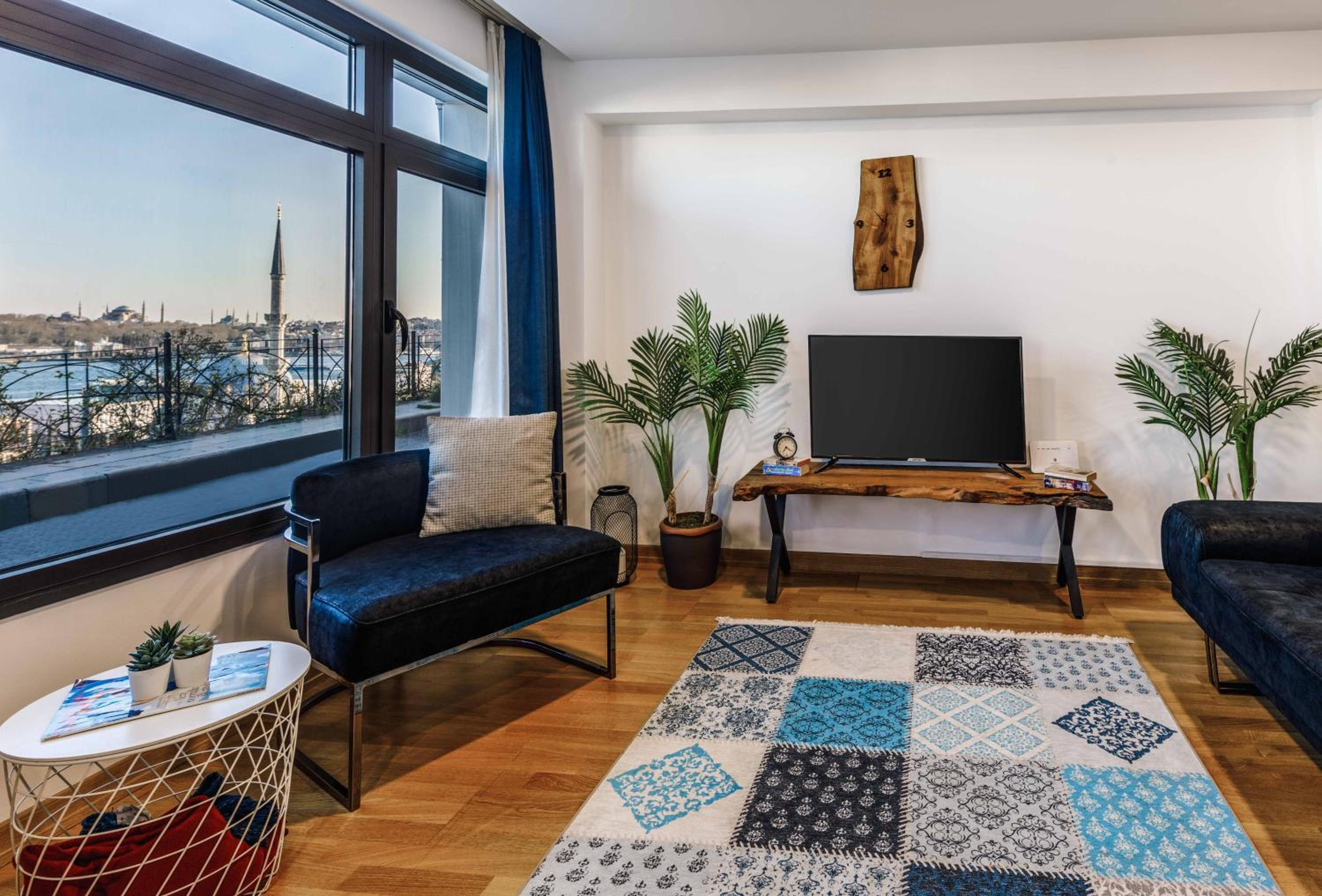 Apartment with Sea View photo 1