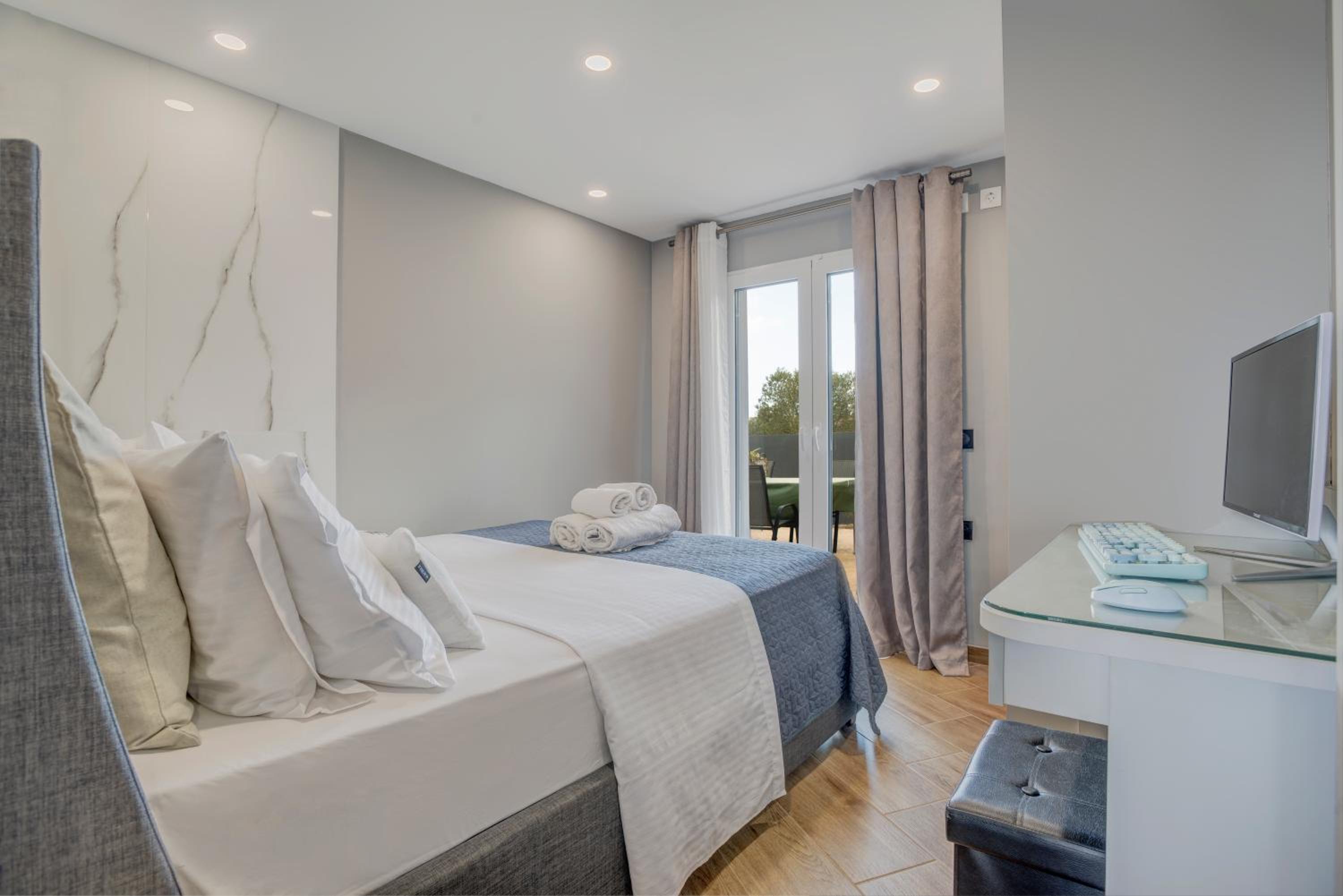 Two-Bedroom Villa photo 1