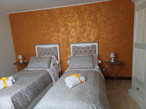 Double or Twin Room - Photo 5