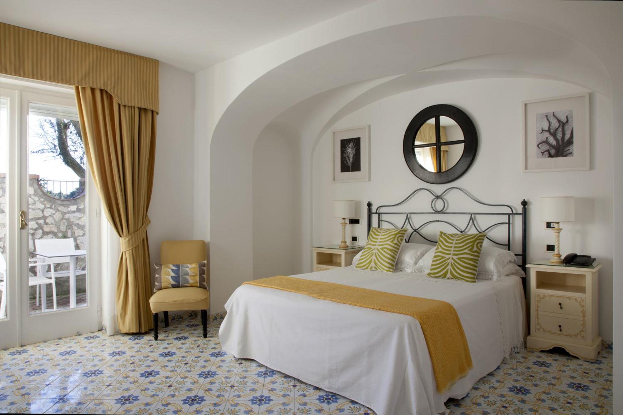 Superior Double or Twin Room - Photo 9