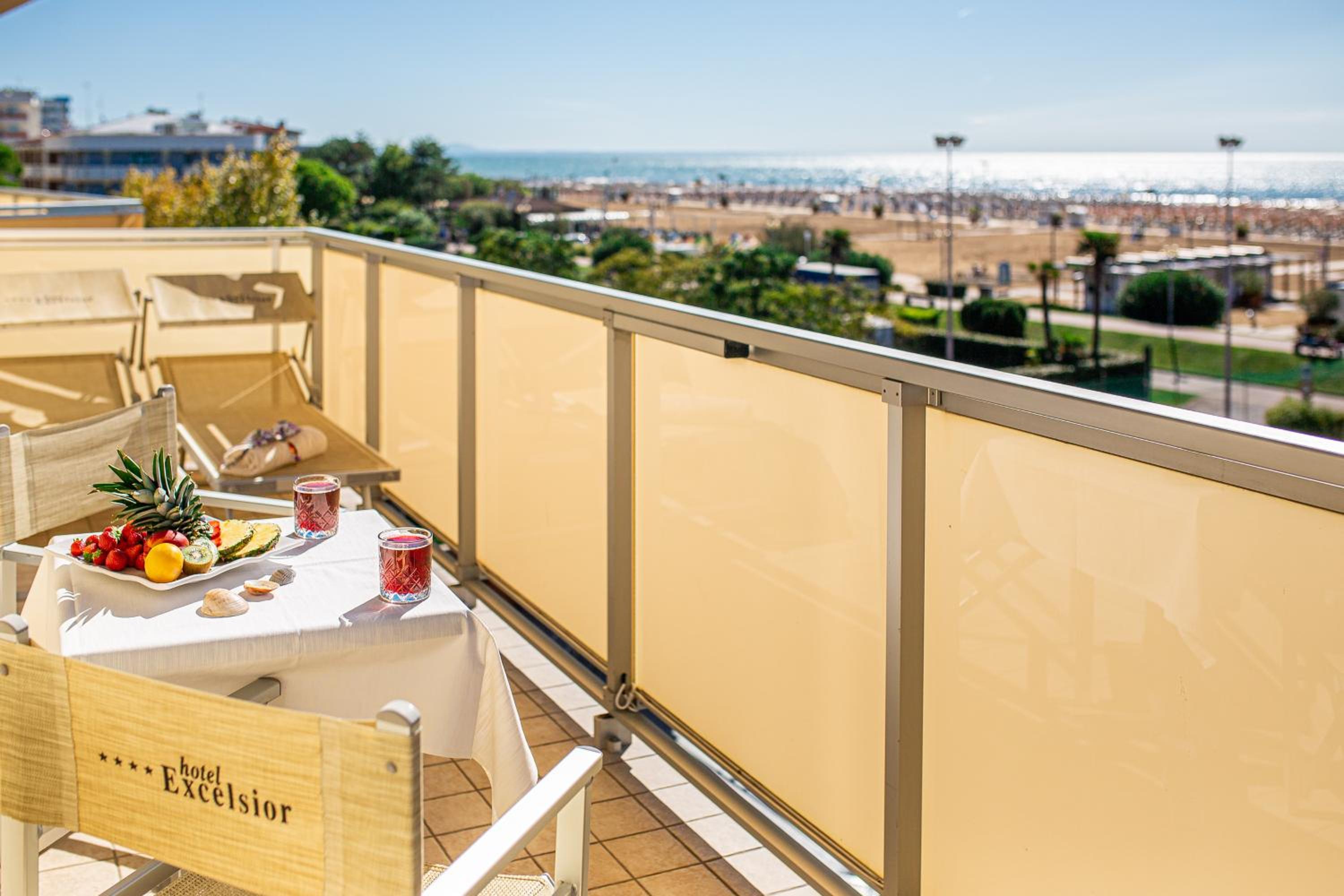 Superior Double or Twin Room with Sea View - Photo 6