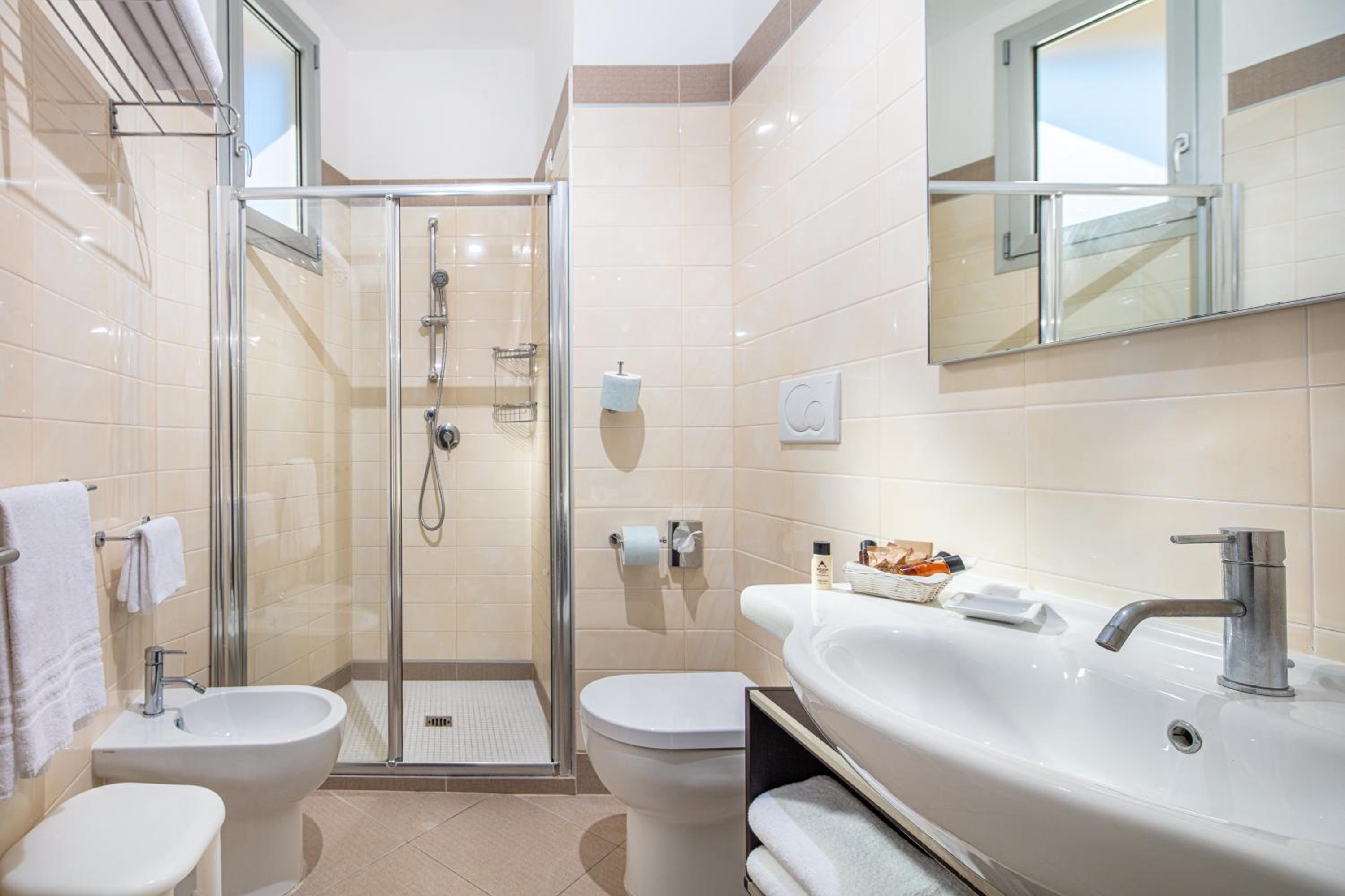 Superior Double or Twin Room with Sea View - Photo 7