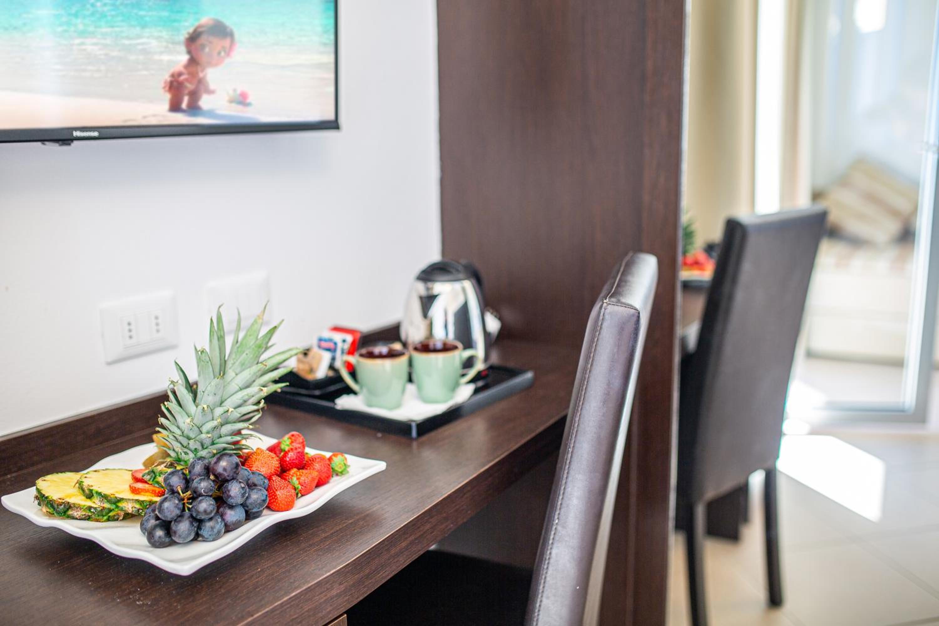Superior Double or Twin Room with Sea View - Photo 10