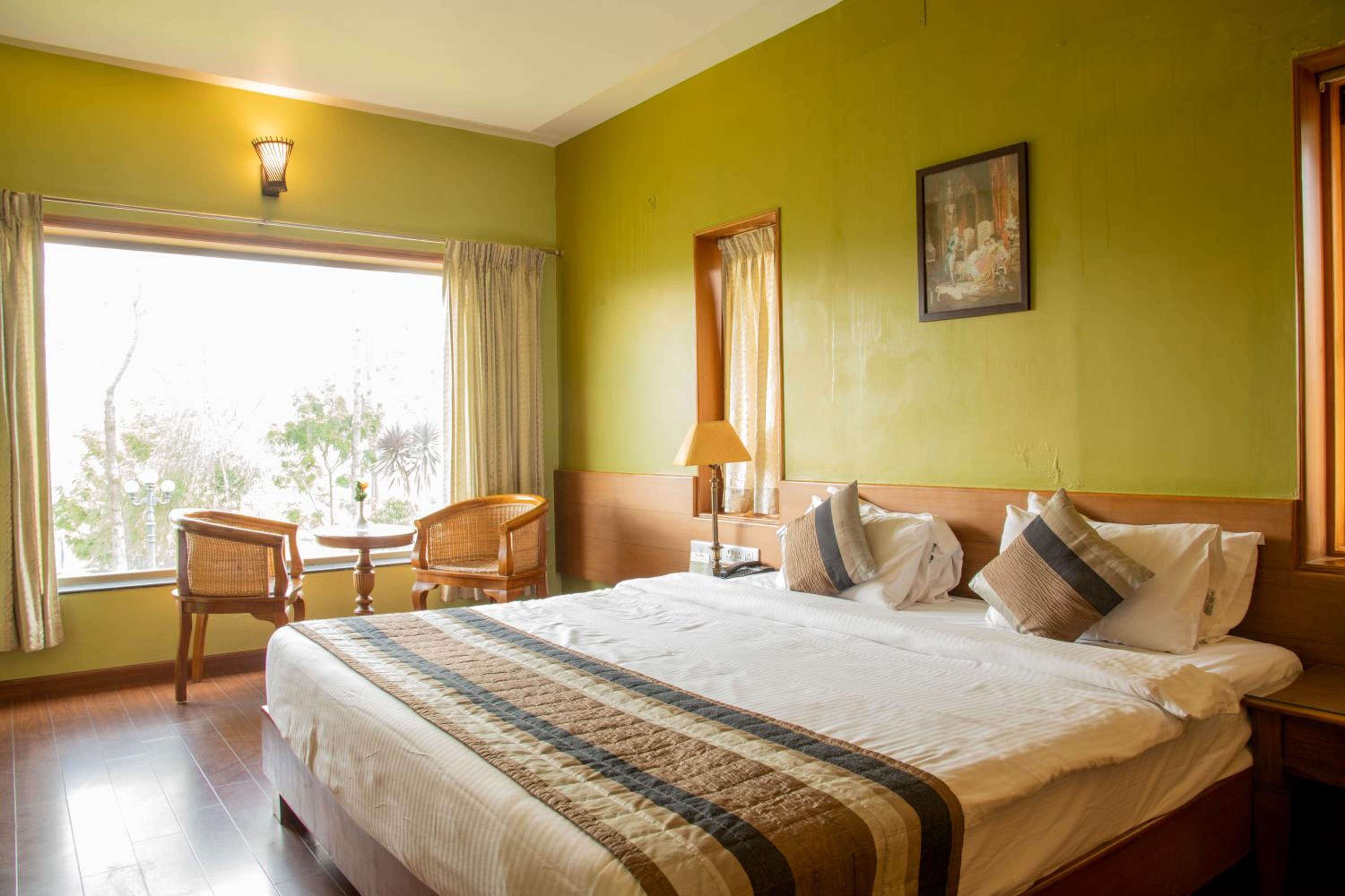 Premium Executive Room - Photo 5