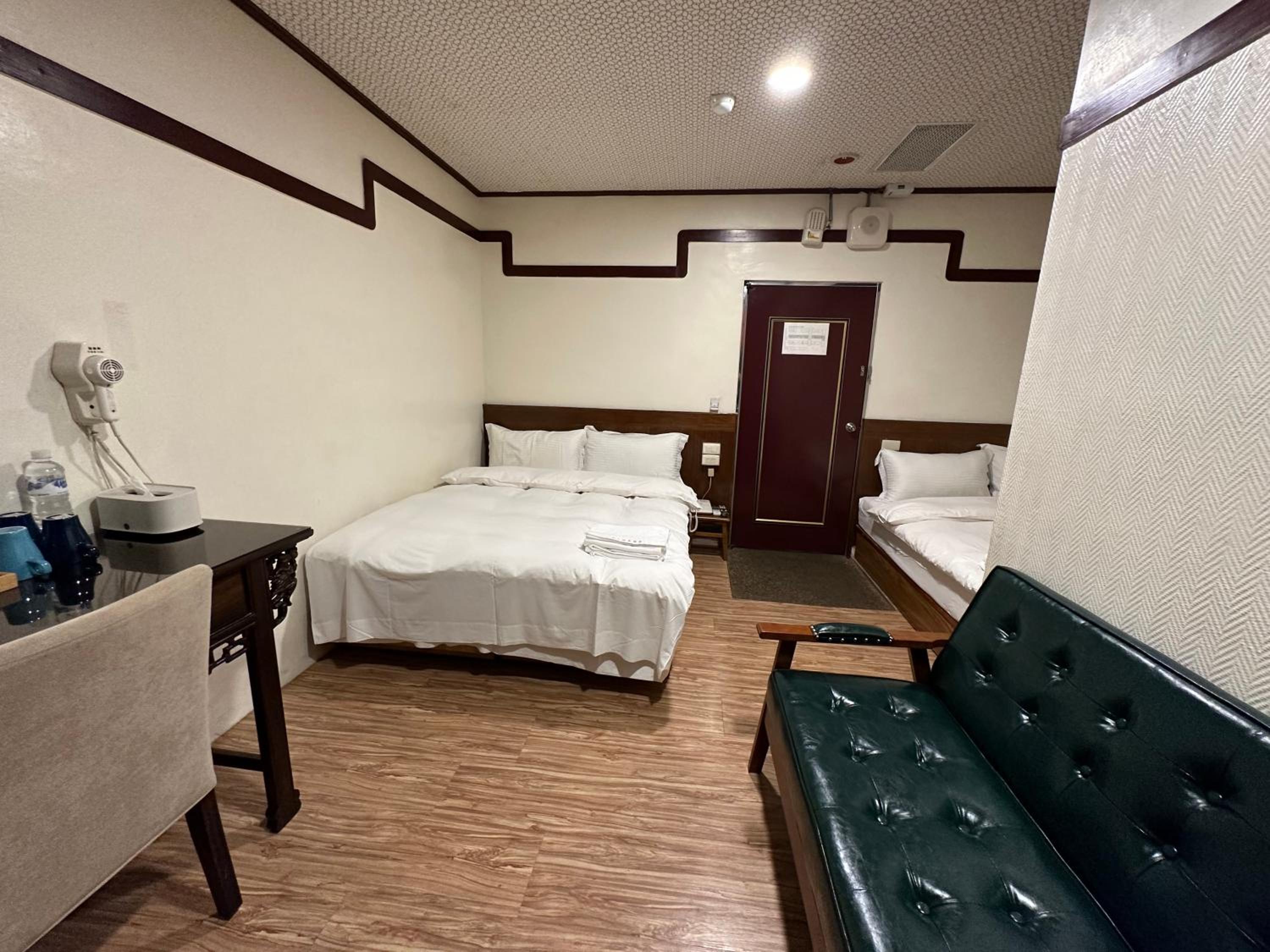 Quadruple Room photo 3
