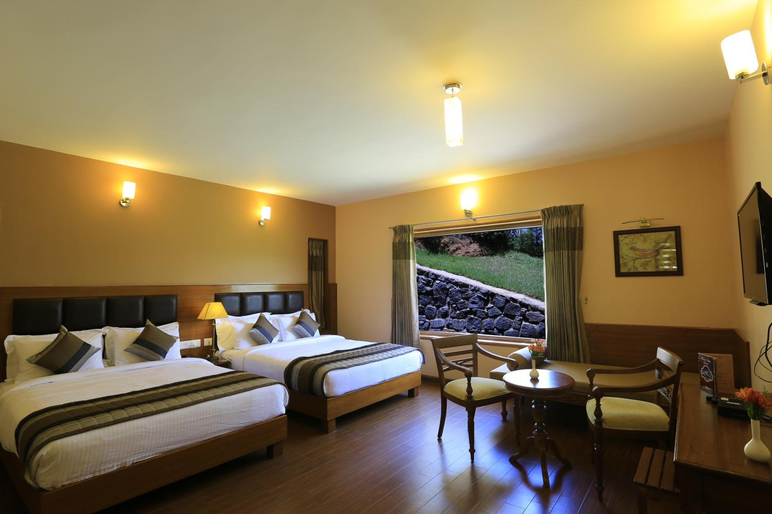 Premium Family Room - Photo 1