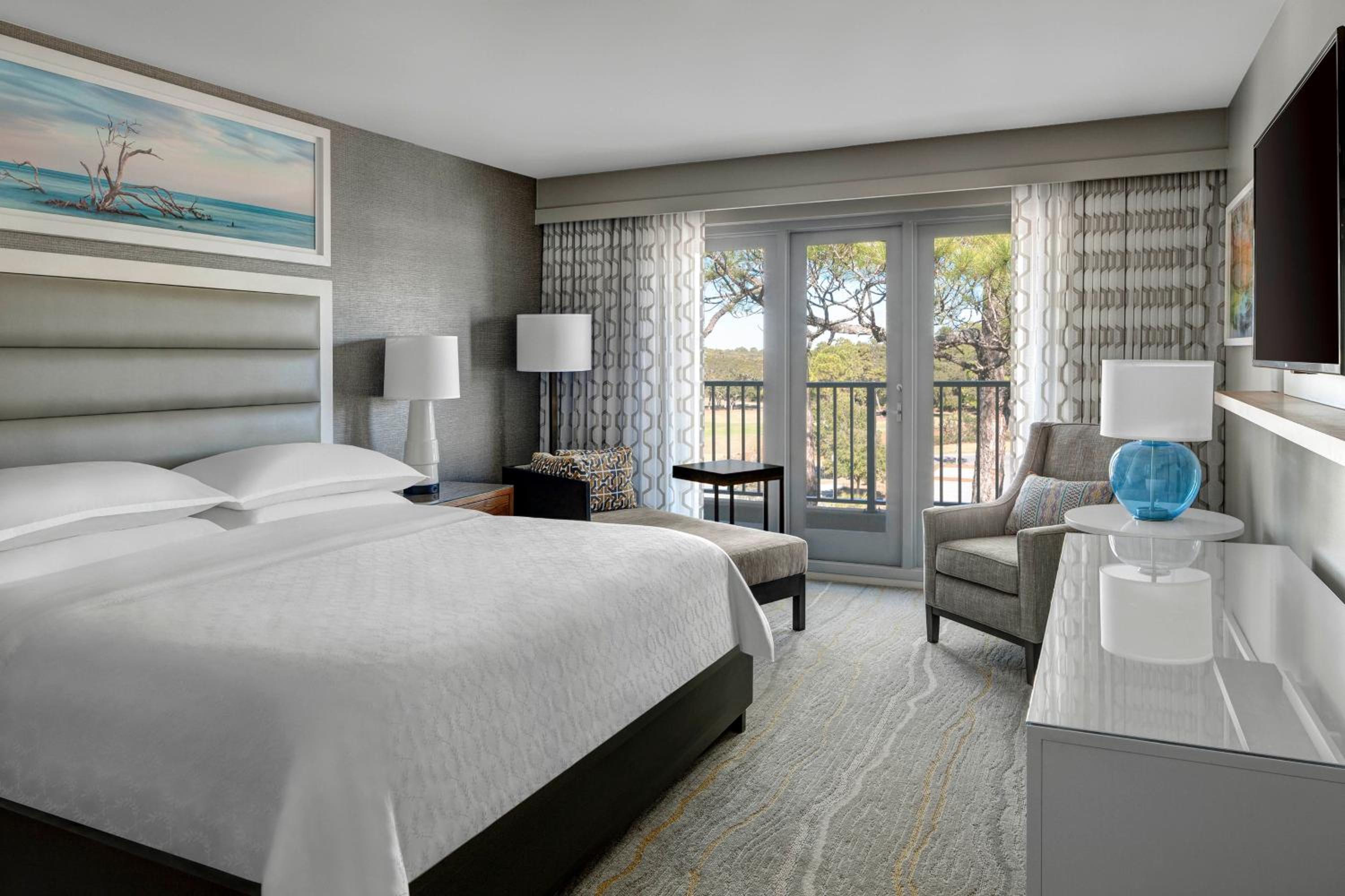King Studio with Resort View
