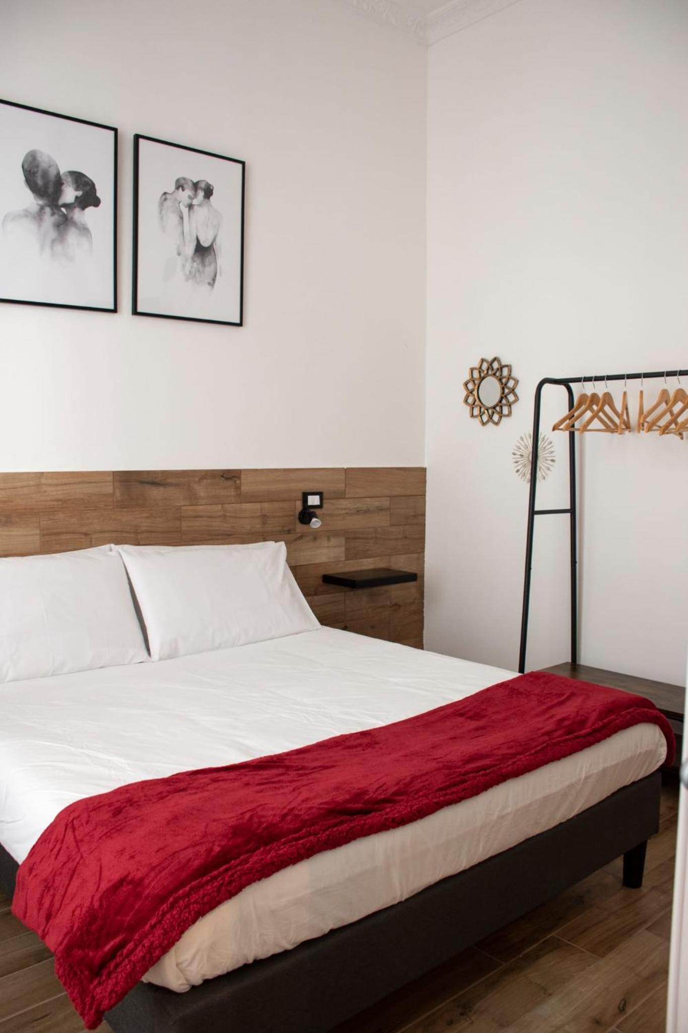Double Room with Private External Bathroom