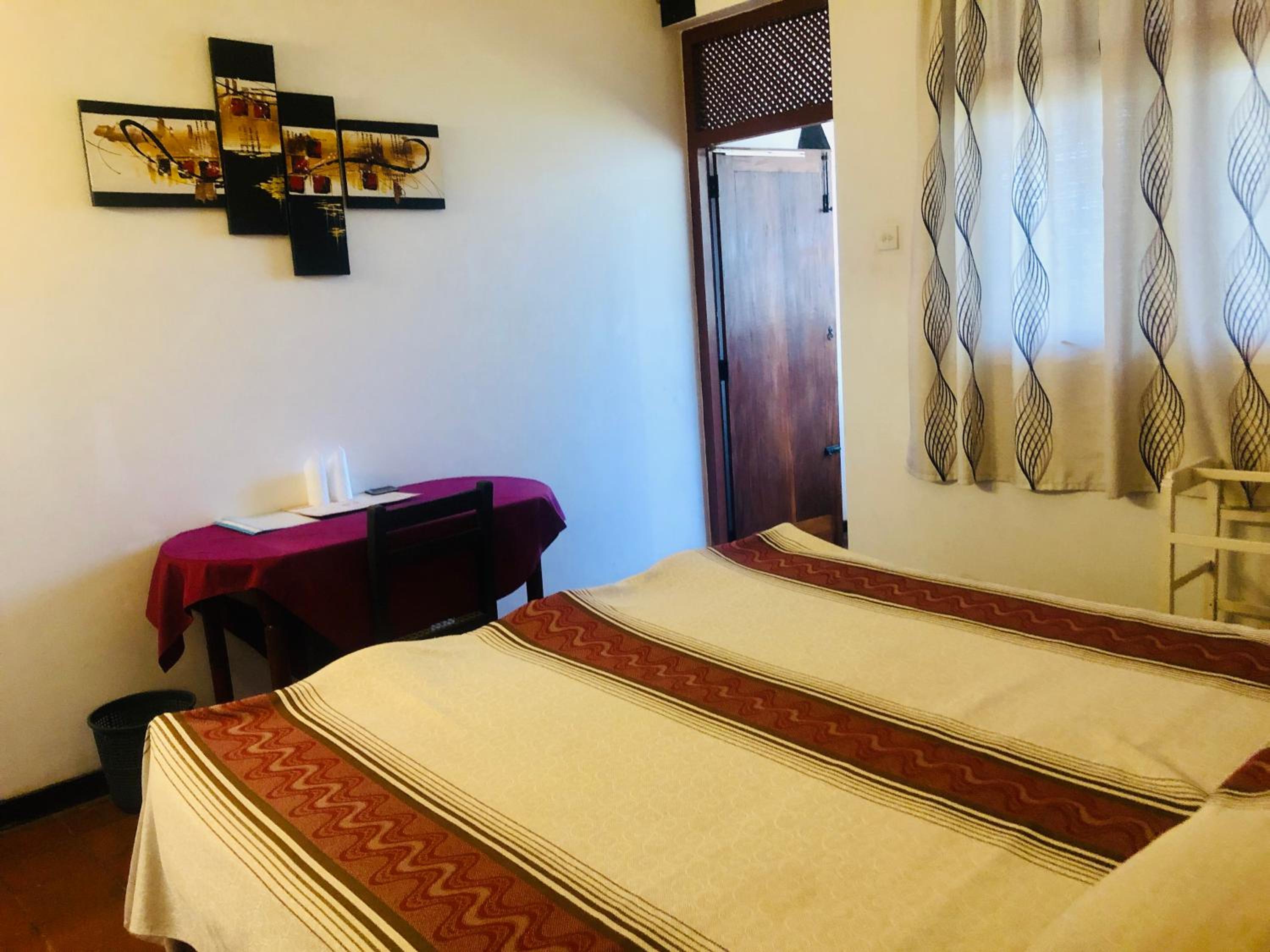 Standard Double Room WITHOUT AIR CONDITIONING photo 2