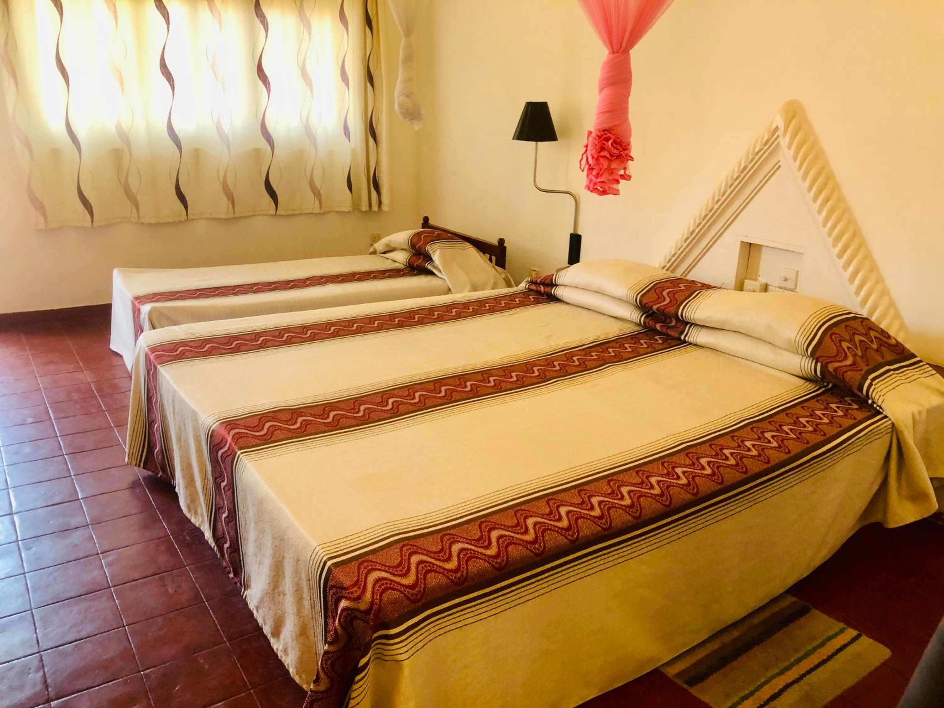 Triple Room with Air Conditioning photo 3