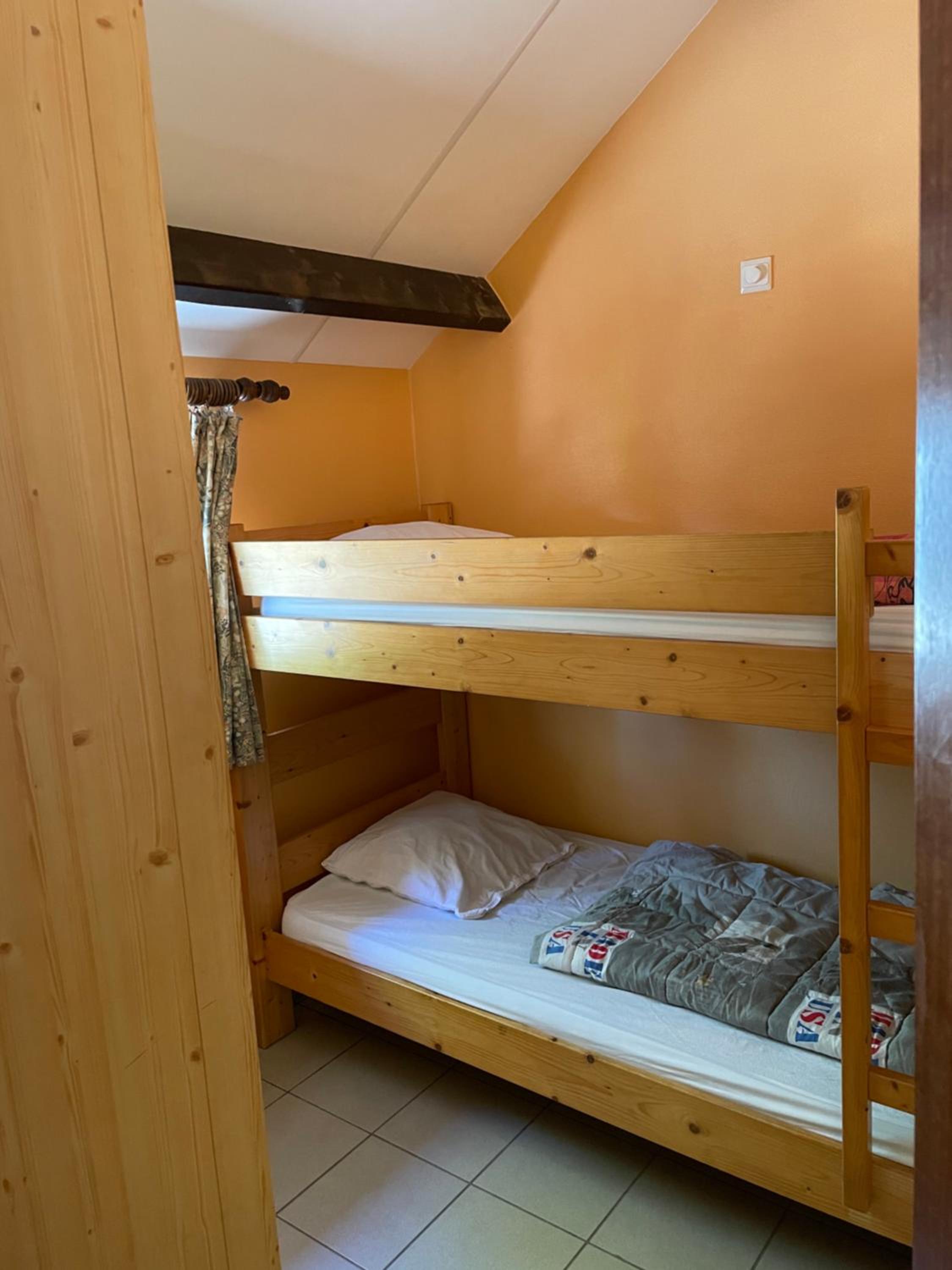 Three-Bedroom House photo 1