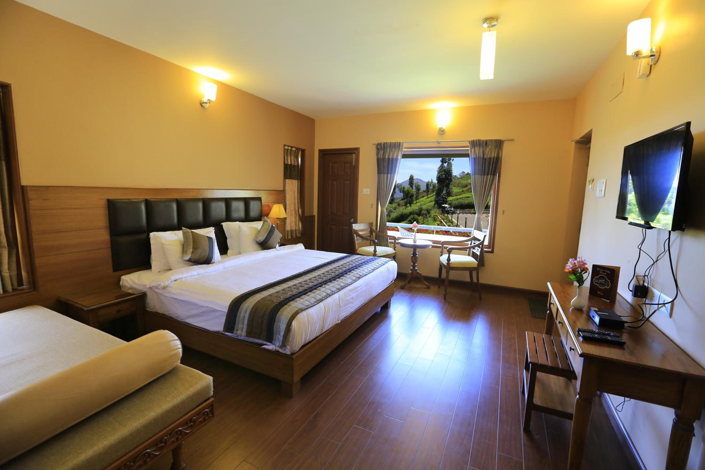 Double Room with Mountain View - Photo 4