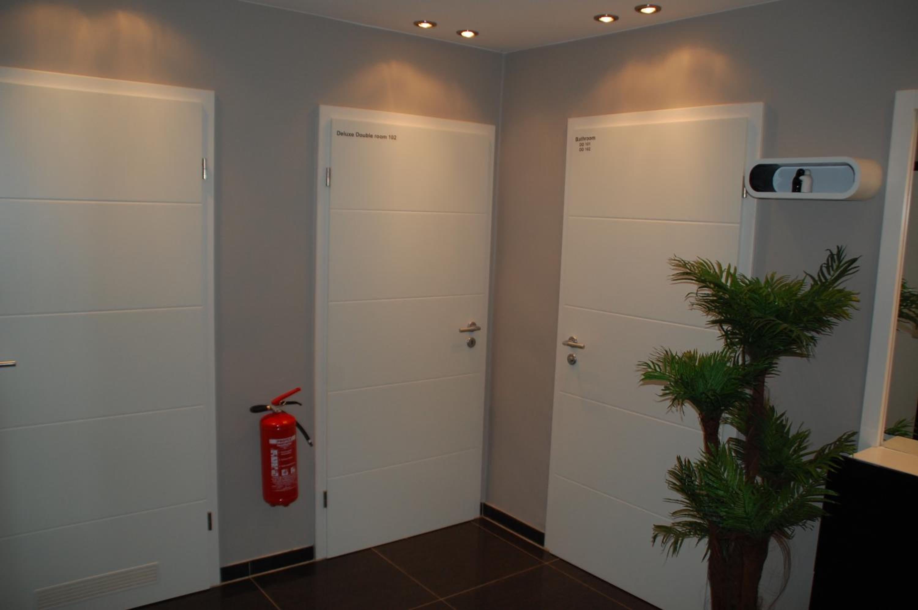 Two-Bedroom Apartment - Photo 15