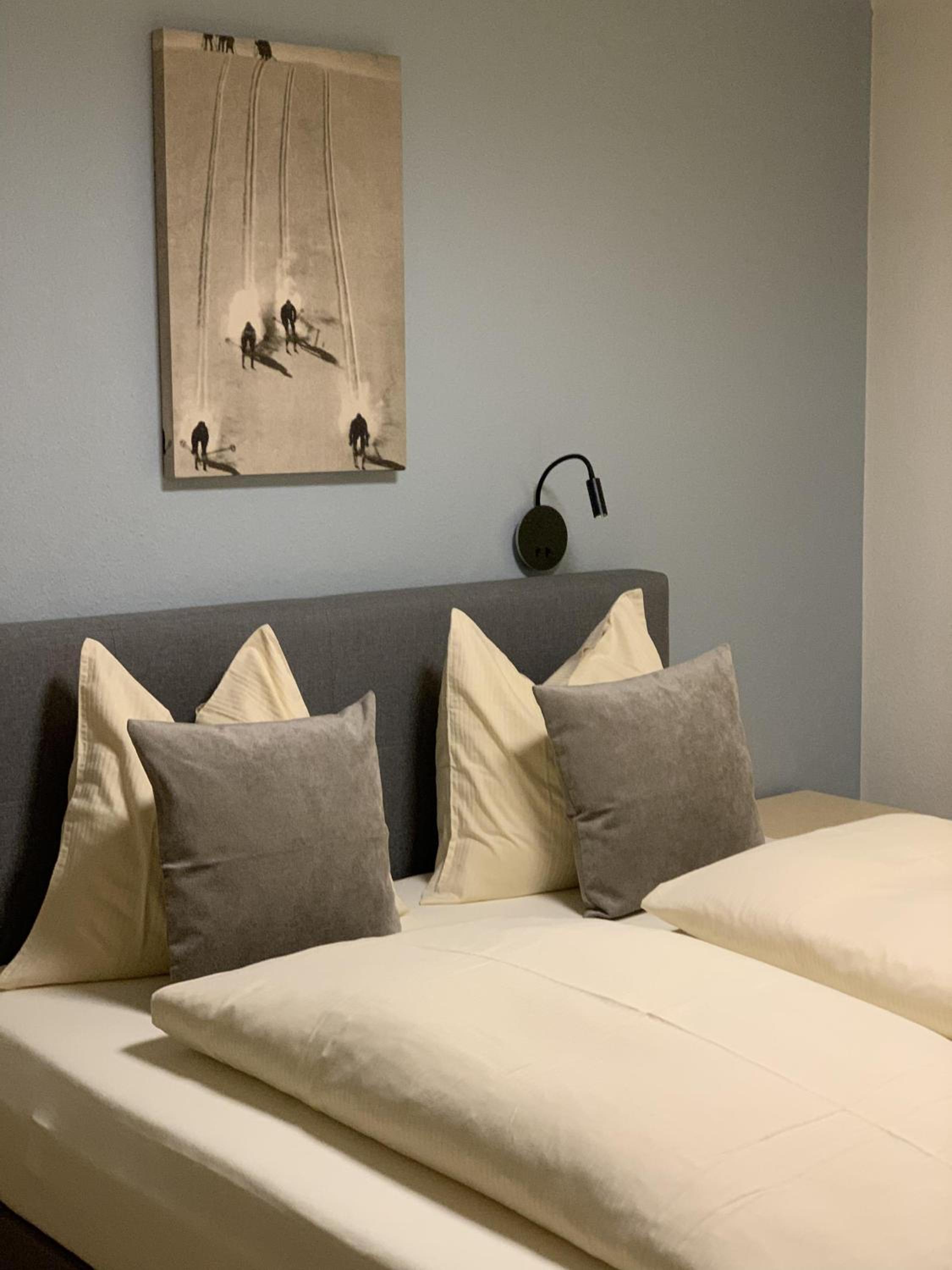 Economy Double Room with Bath photo 1