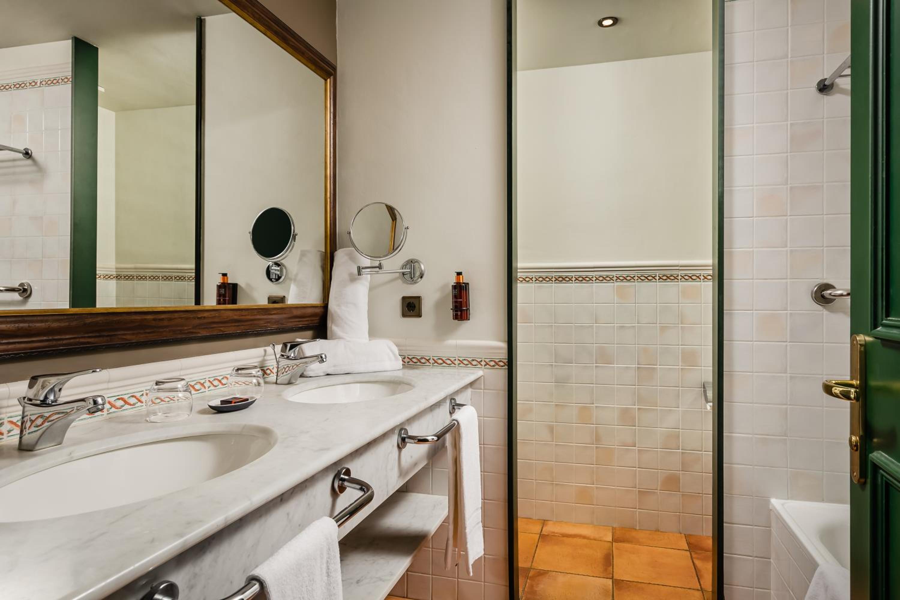 Habitación Doble o Twin con Vista