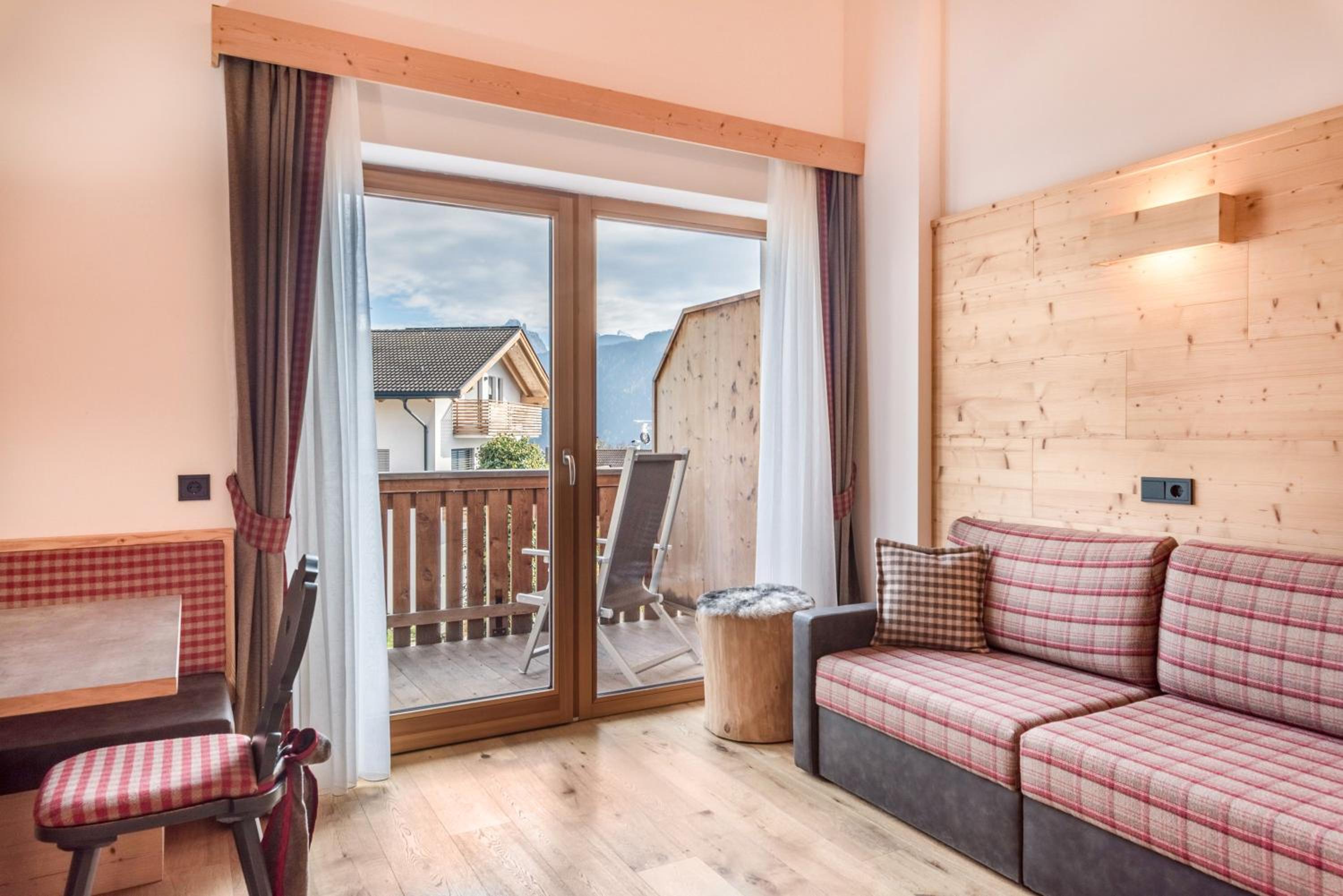 Superior One-Bedroom Apartment with Balcony photo 1