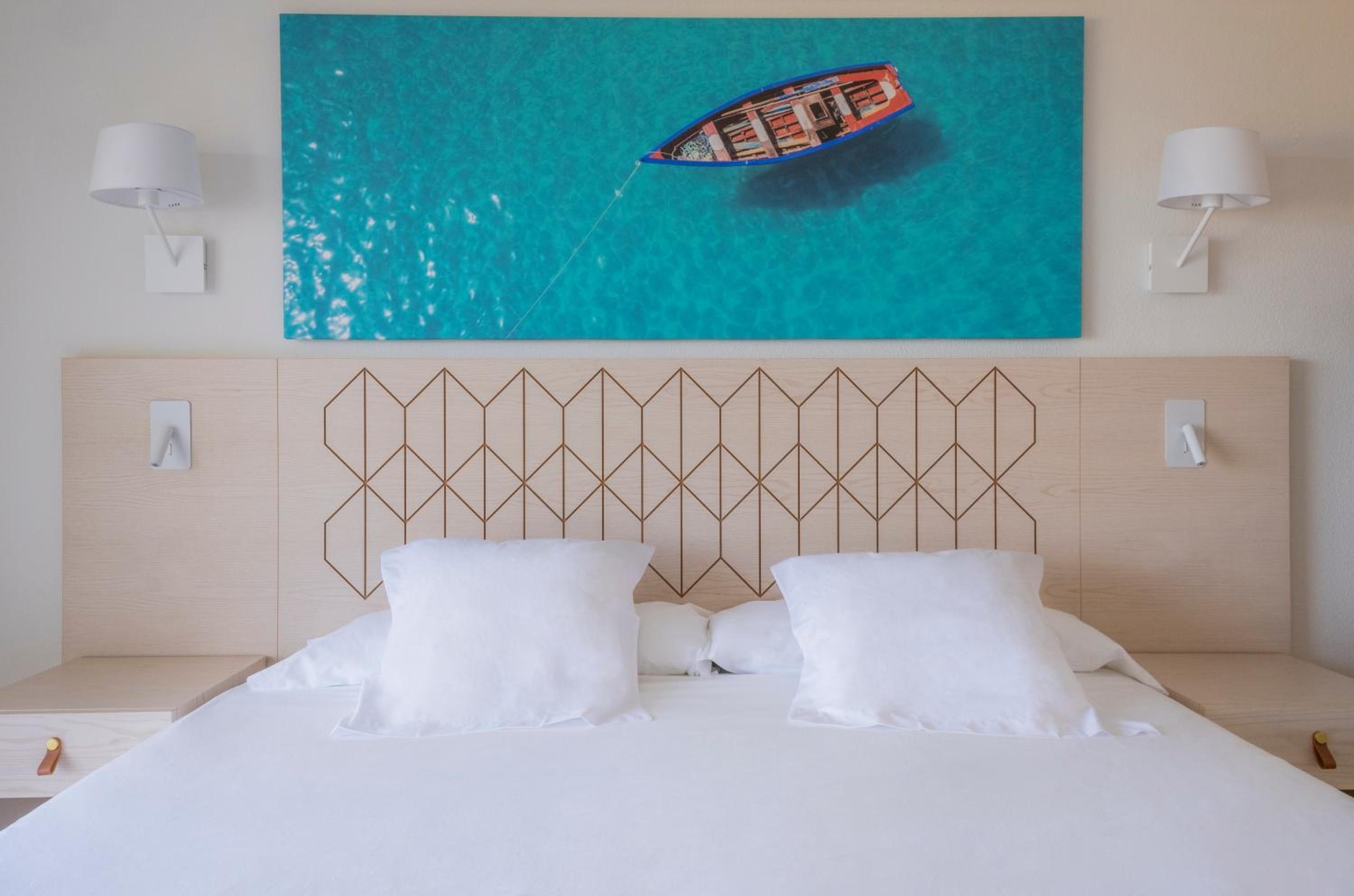 Twin Room  - Photo 2