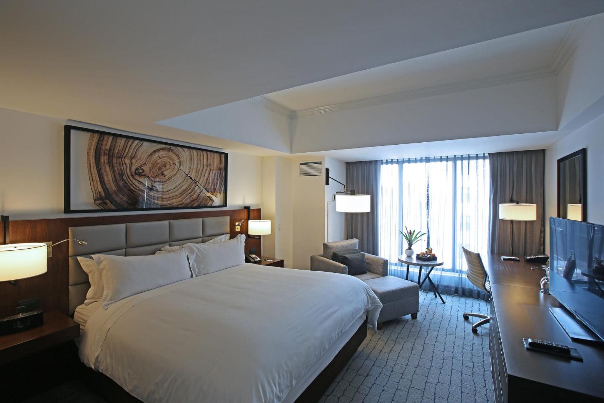 Classic King Room - Photo 4