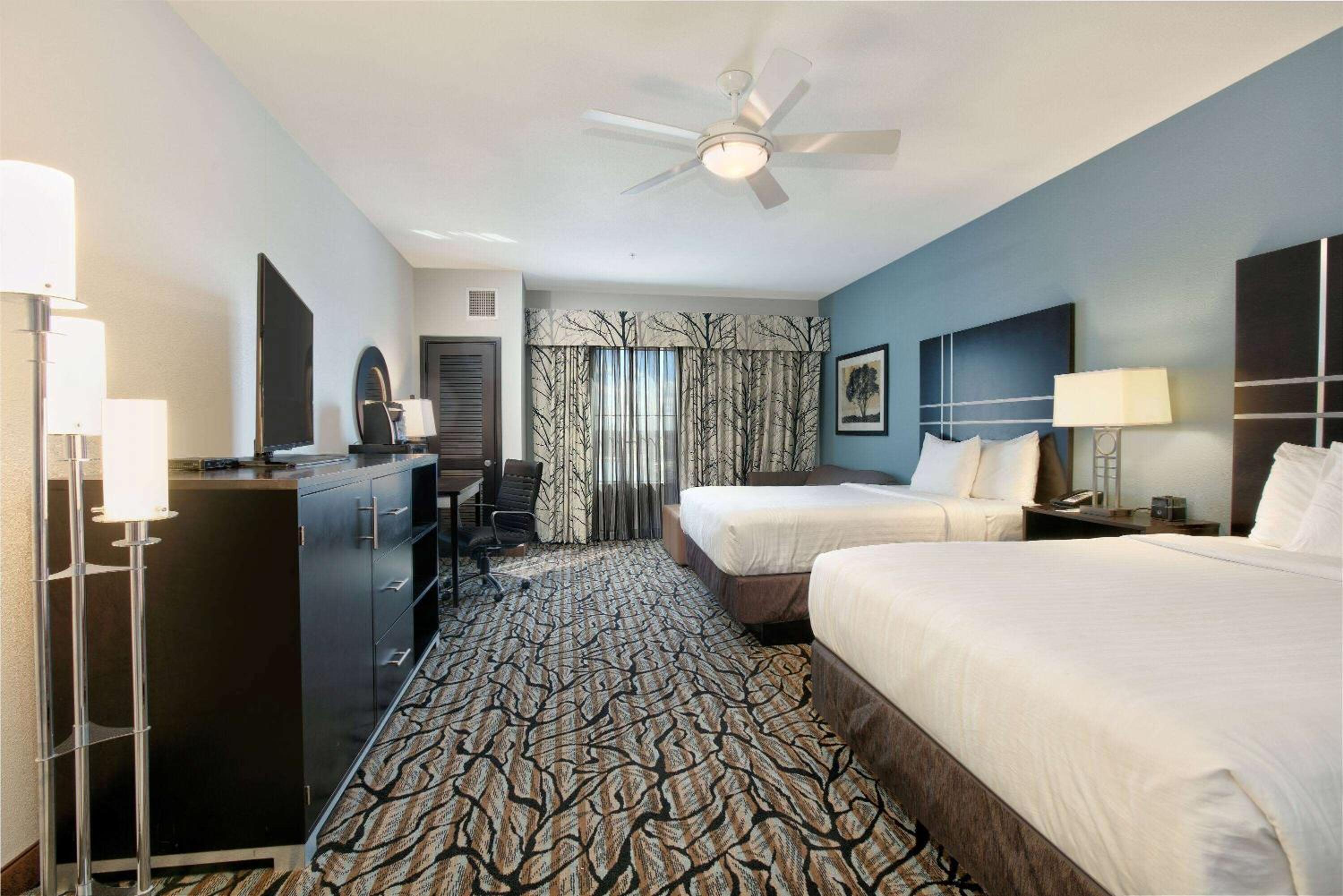 Suite with Two Queen Beds - Non-Smoking