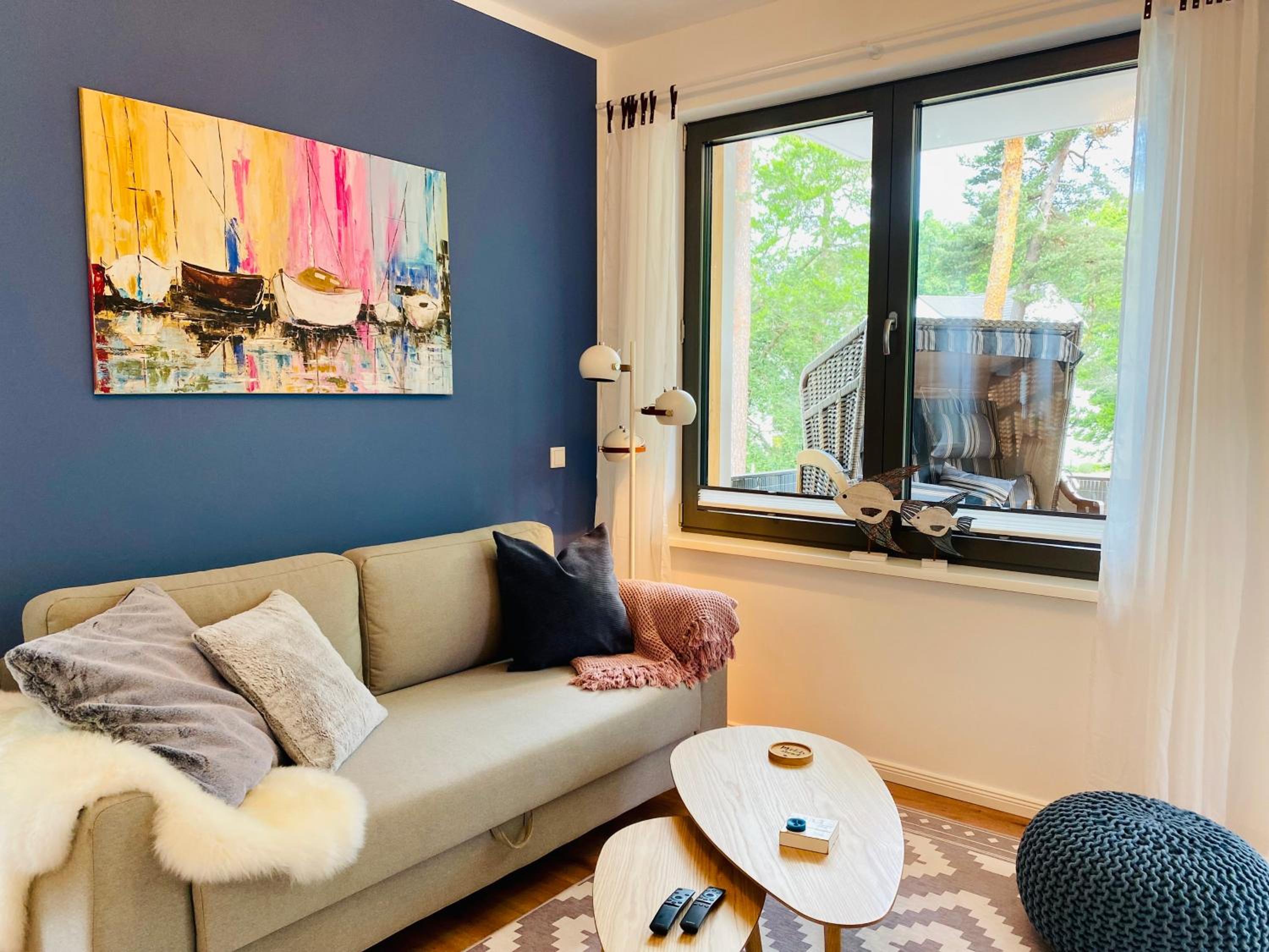 One-Bedroom Apartment photo 1