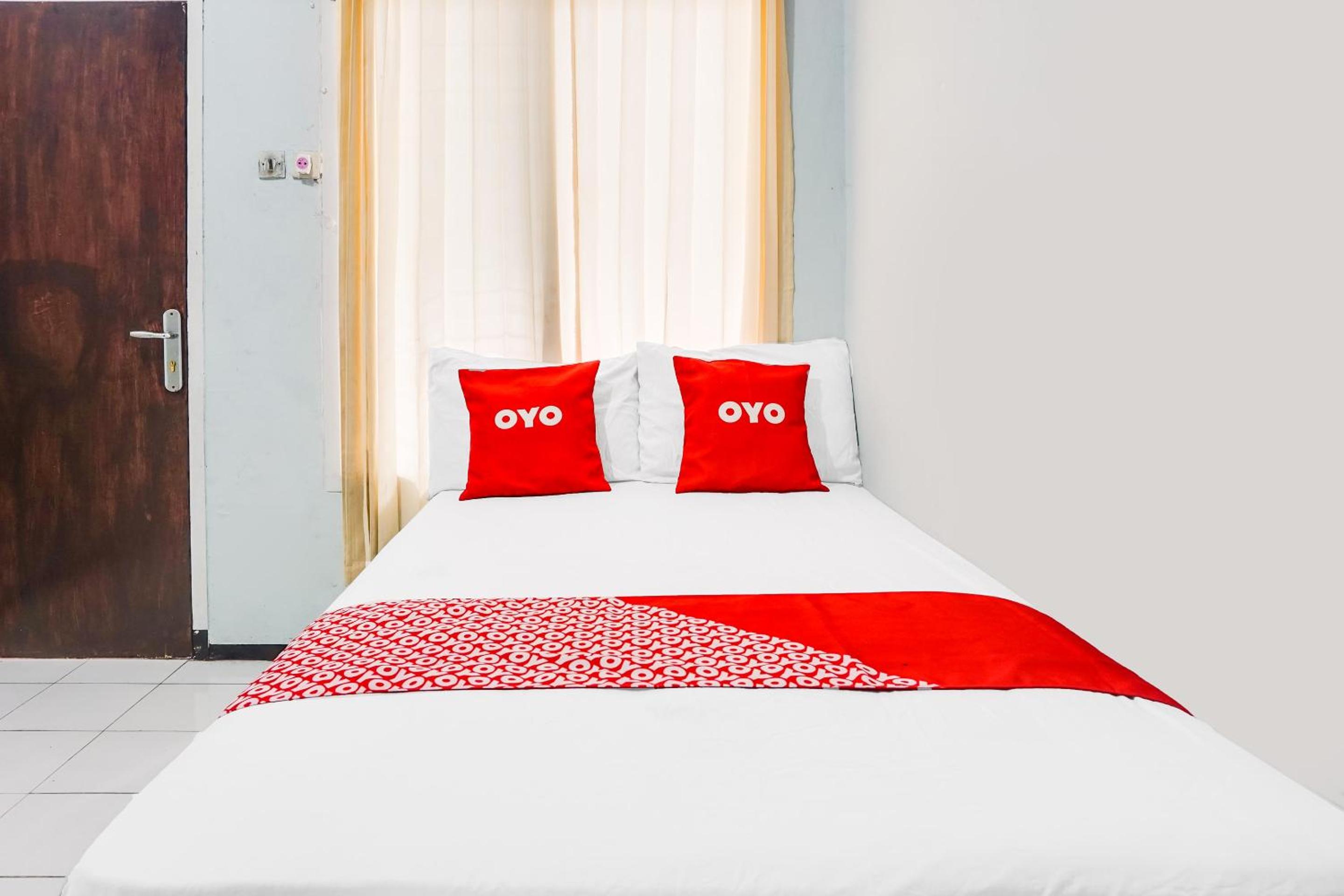 Standard Queen Room photo 3