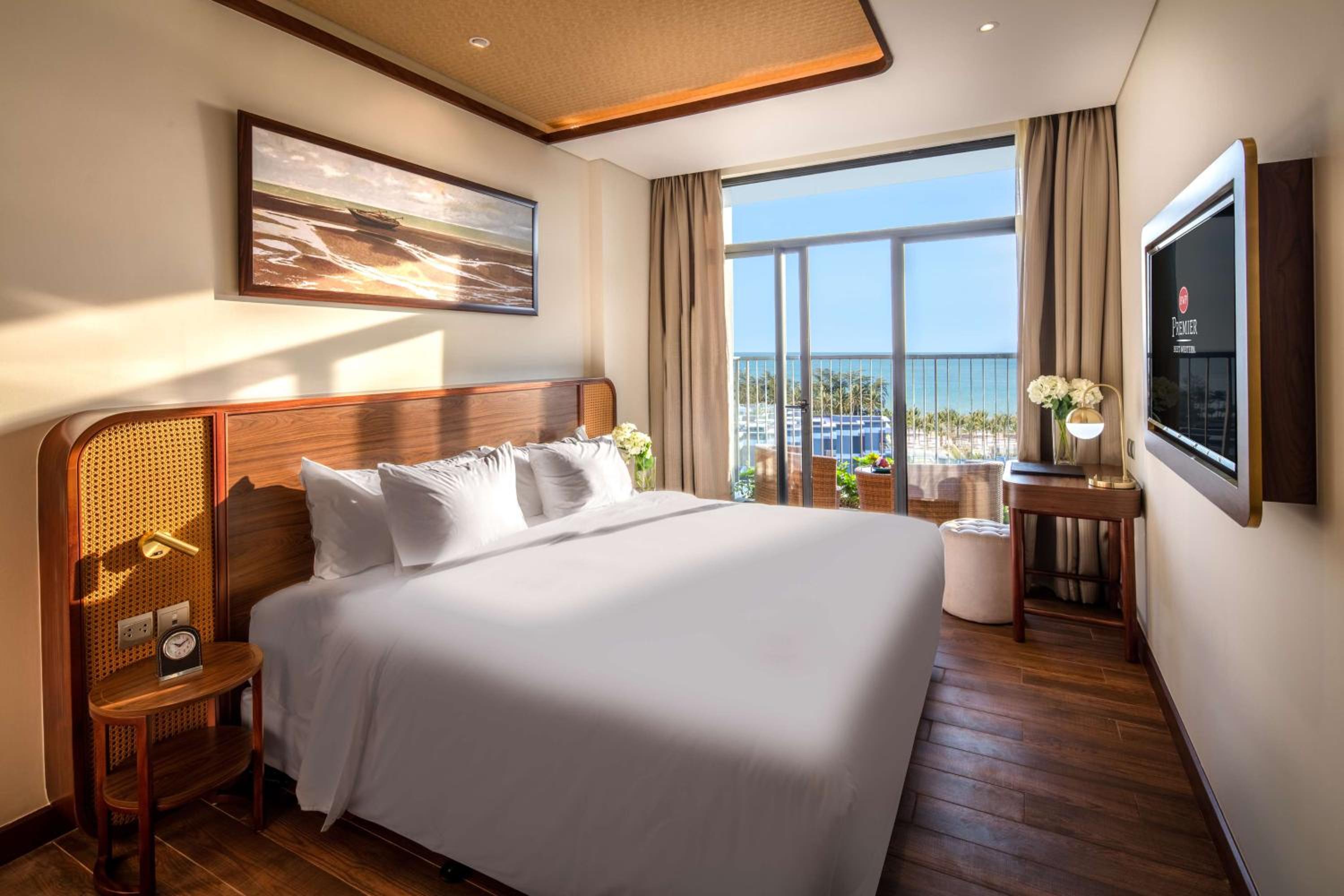 Three-Bedroom Executive Suite