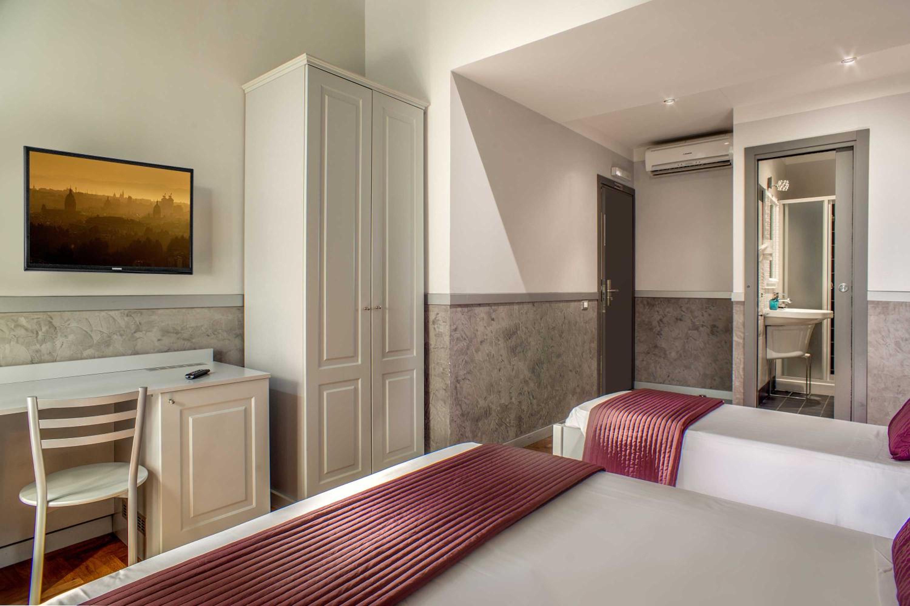 Triple Room photo 2