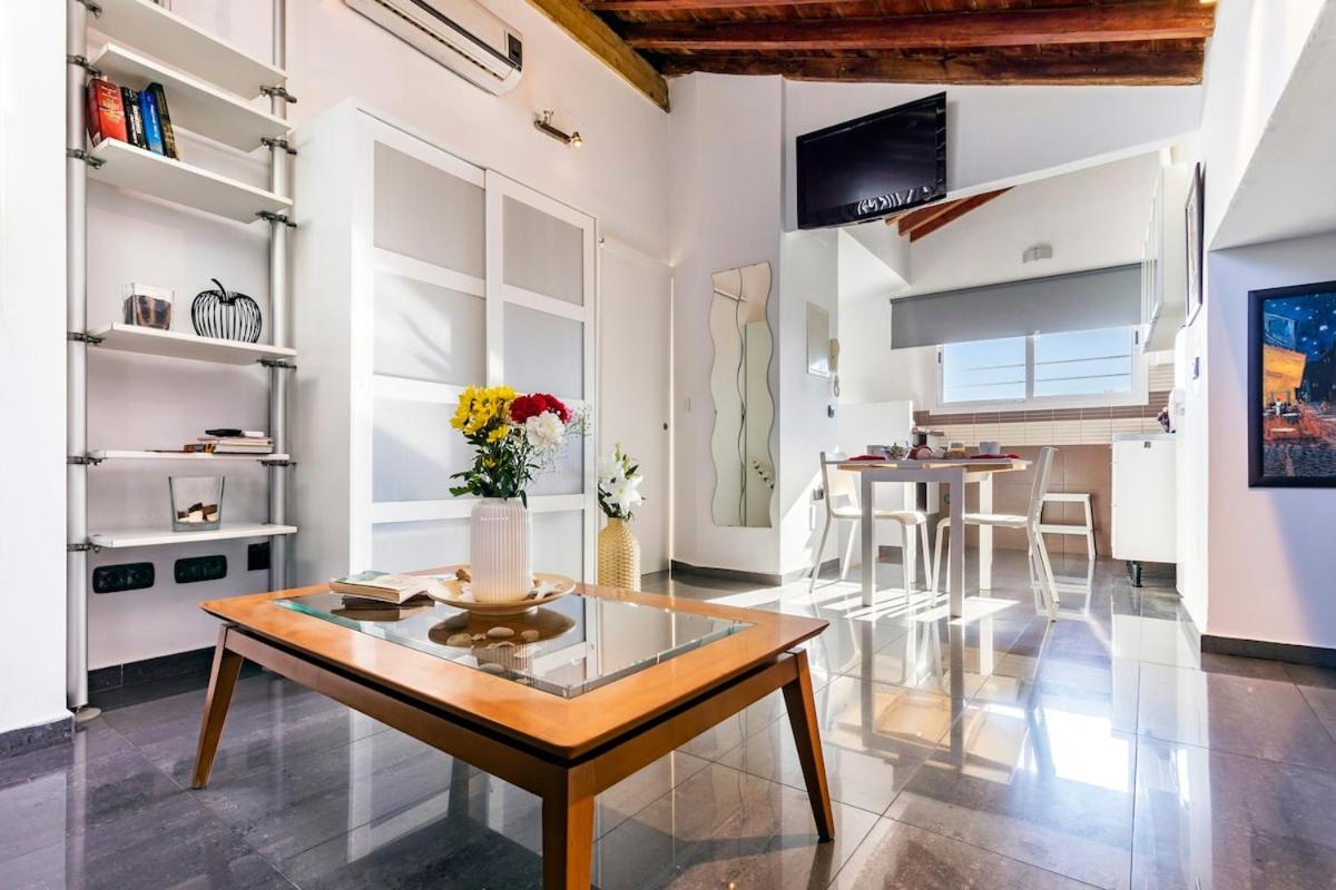 Estudio con terraza