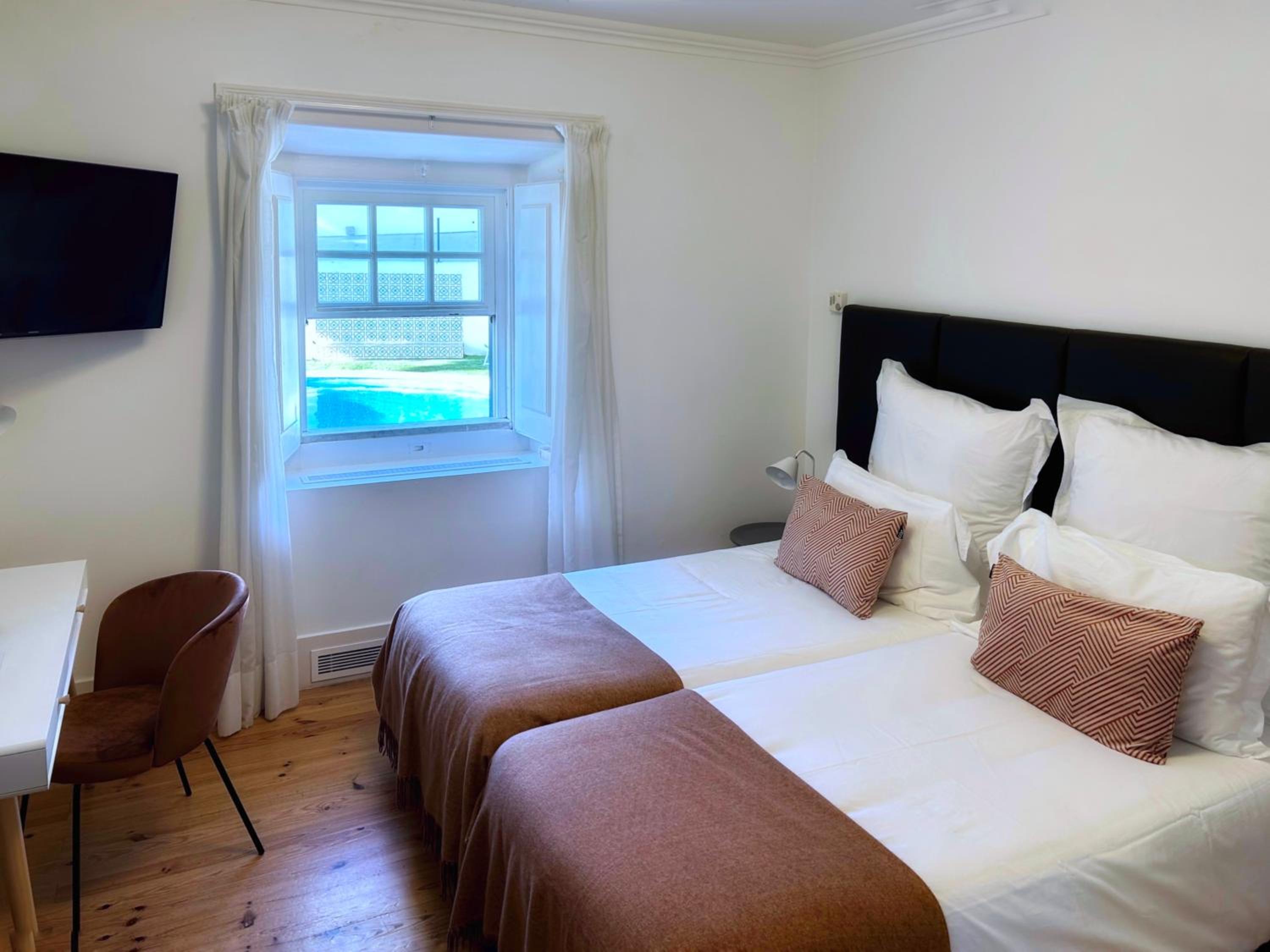 Classic Double or Twin Room photo 3