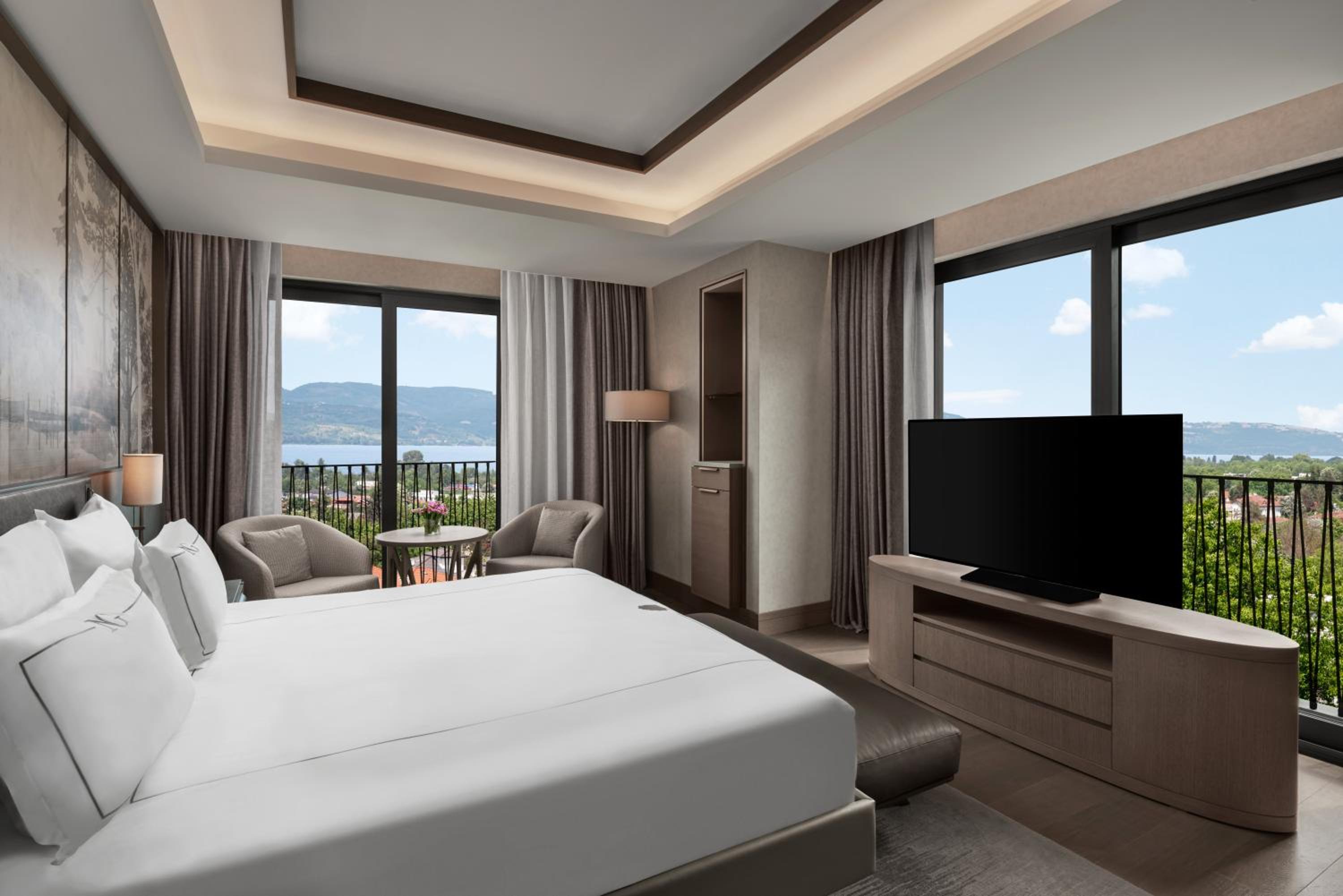 Suite Room