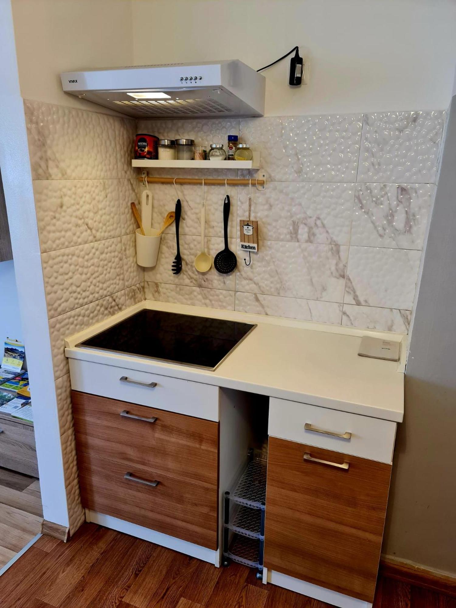 One-Bedroom Apartment - Photo 33