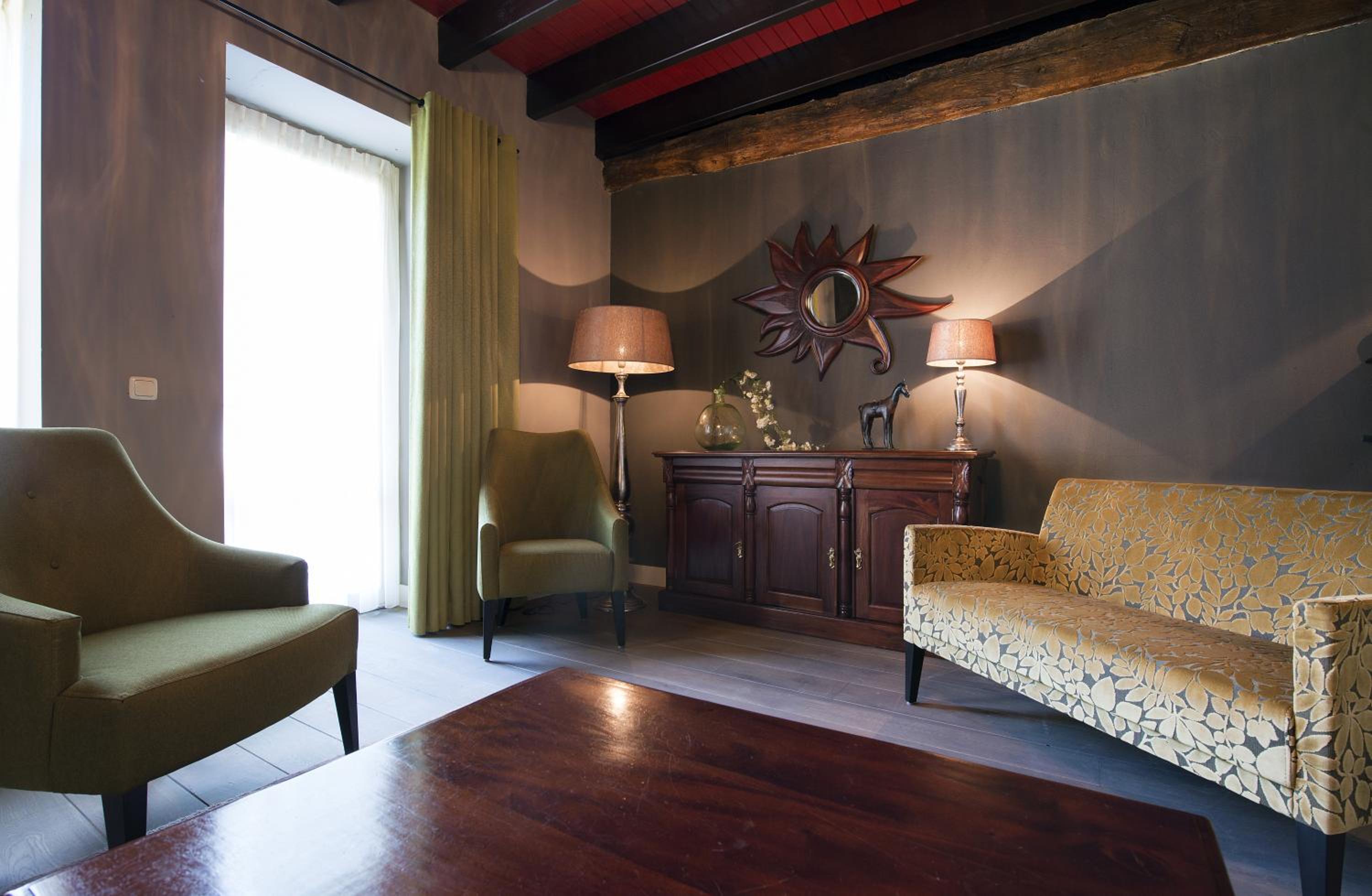 Suite - Split Level (2 Adults) - Photo 7