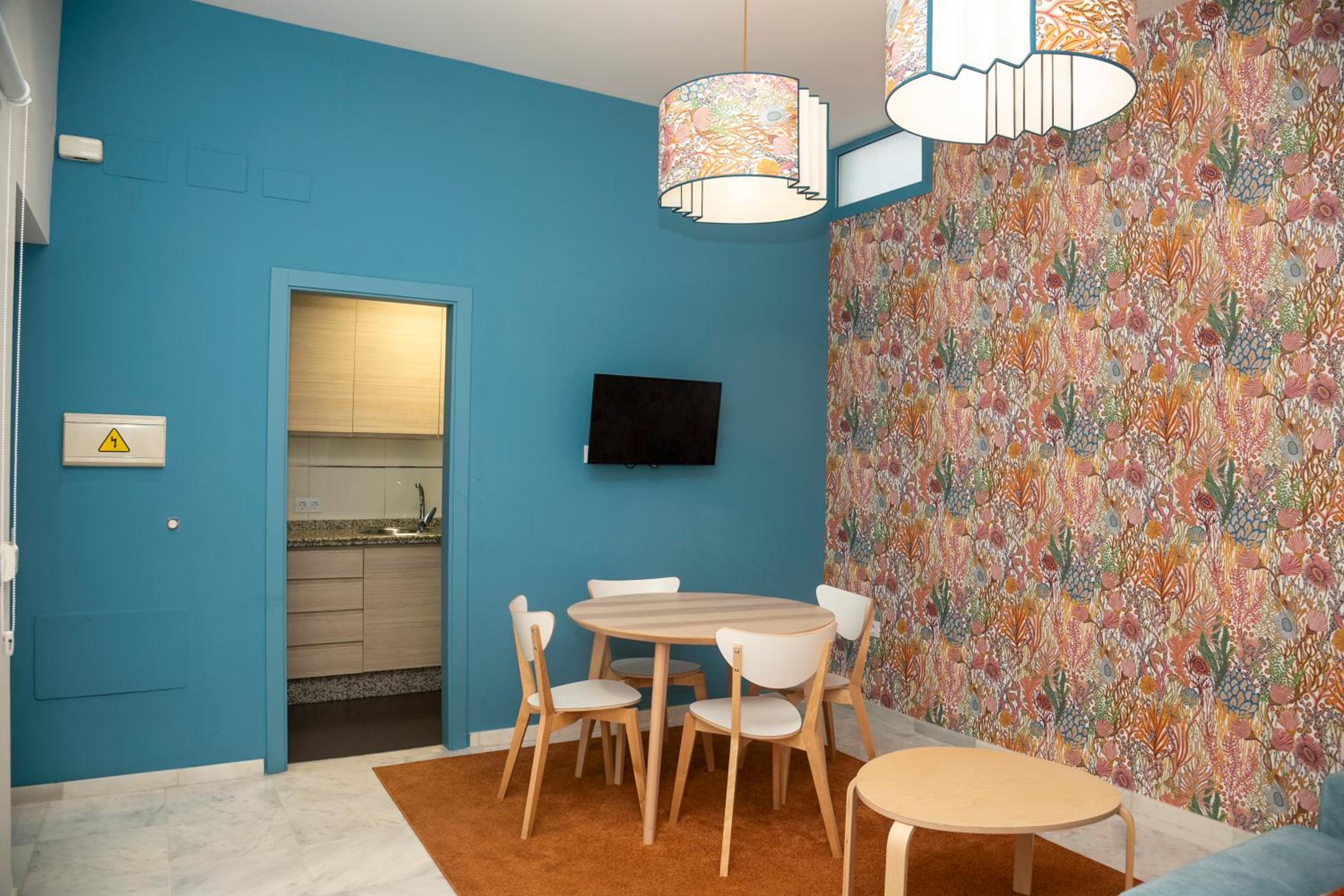 One-Bedroom Apartment - Photo 29