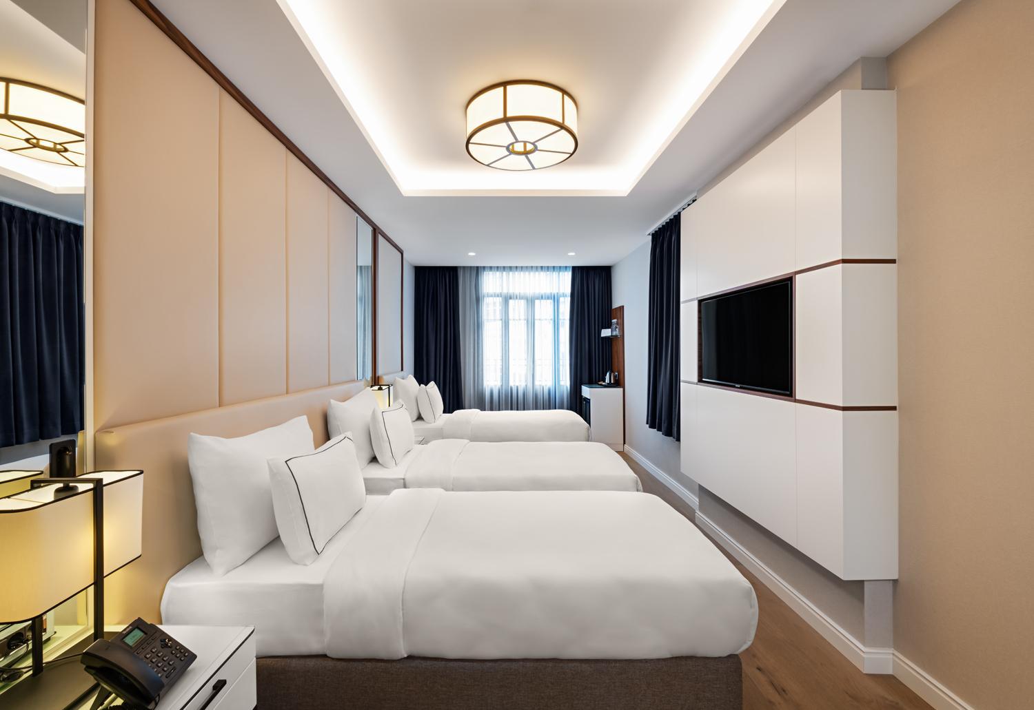 Triple Room