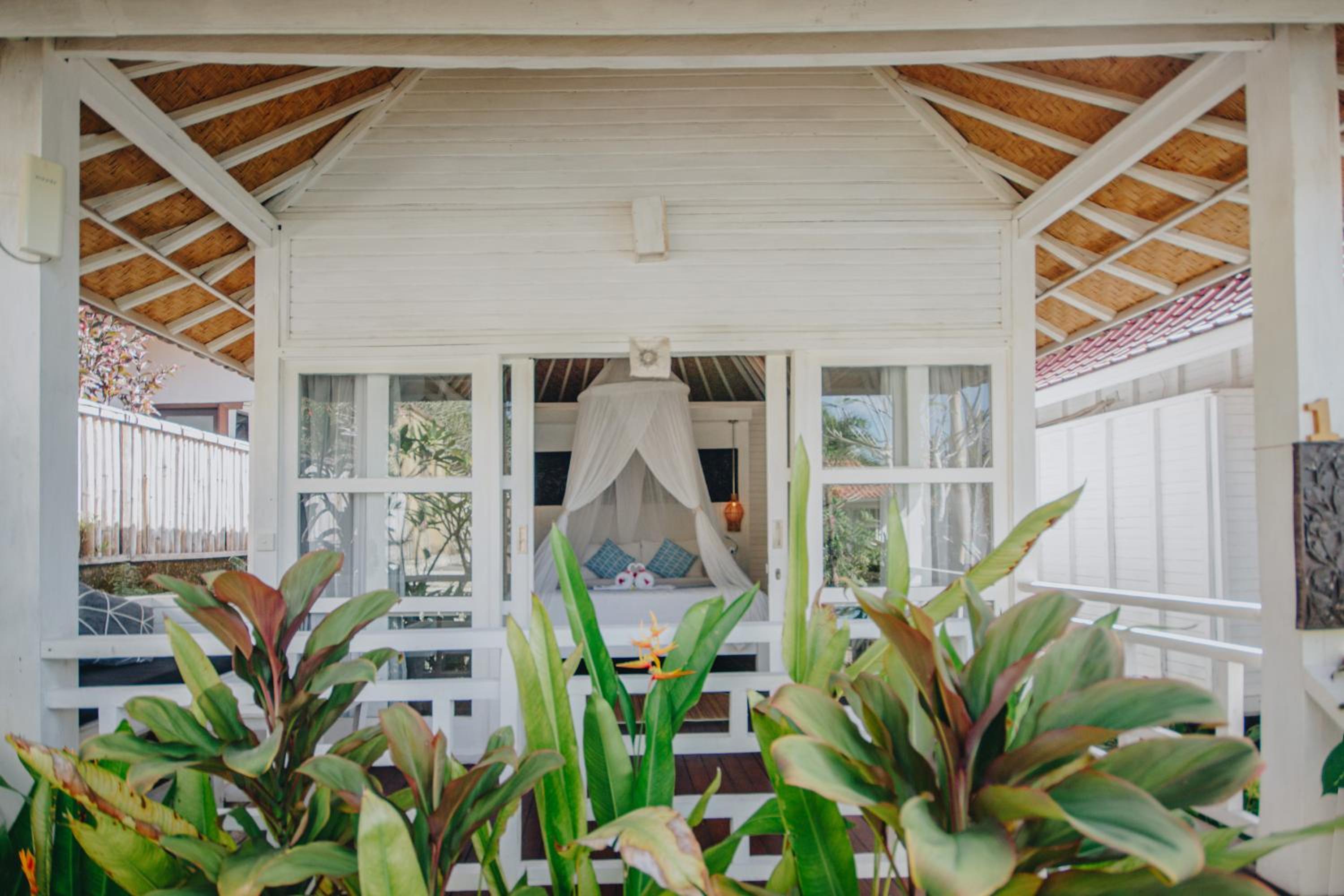 One-Bedroom Cottage - Photo 4