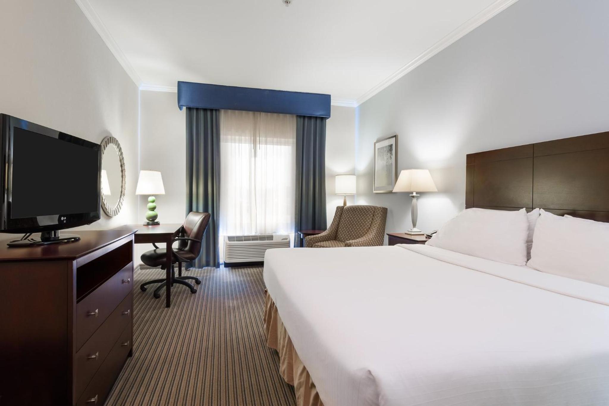 Standard Room - Photo 1