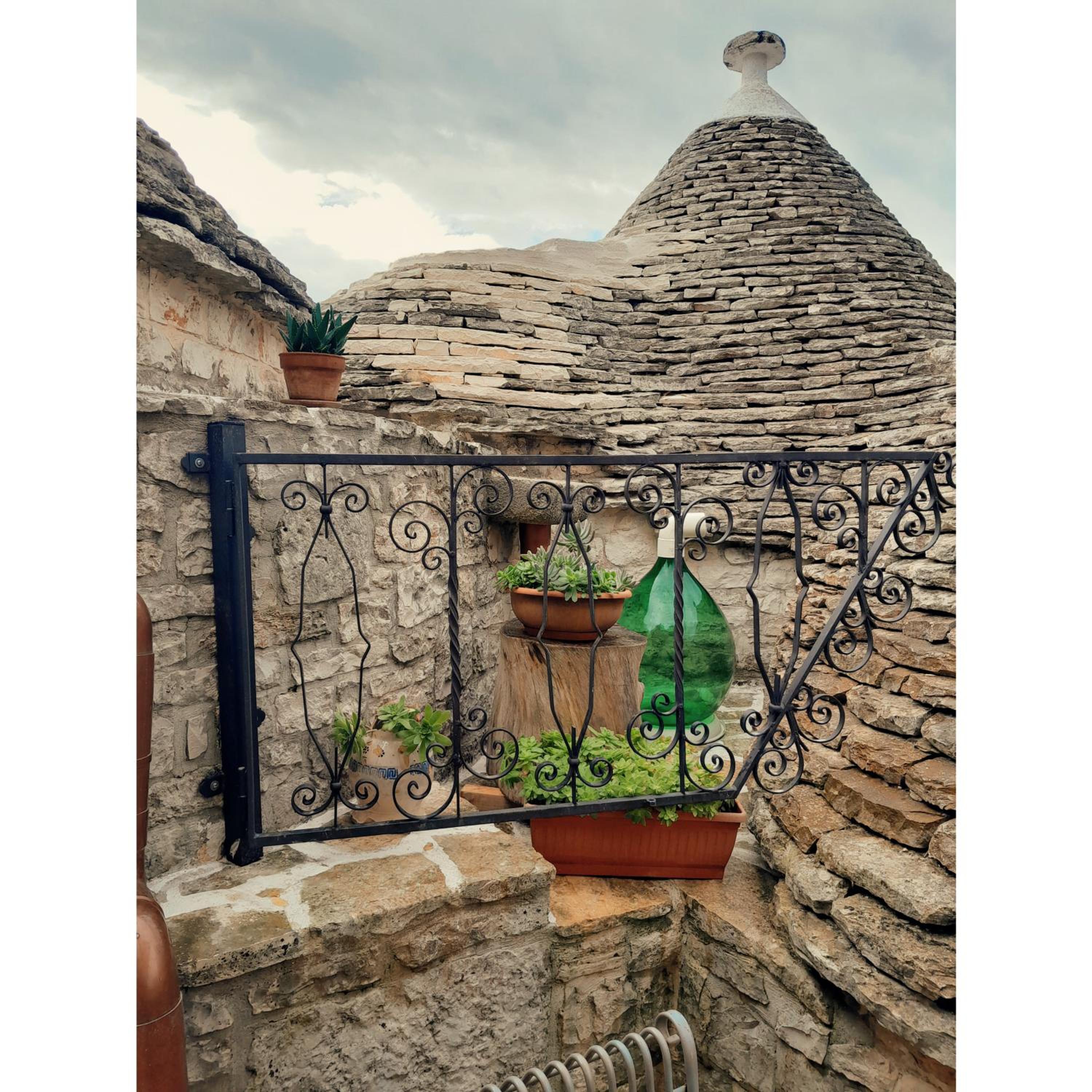 Trullo with mezzanine photo 3