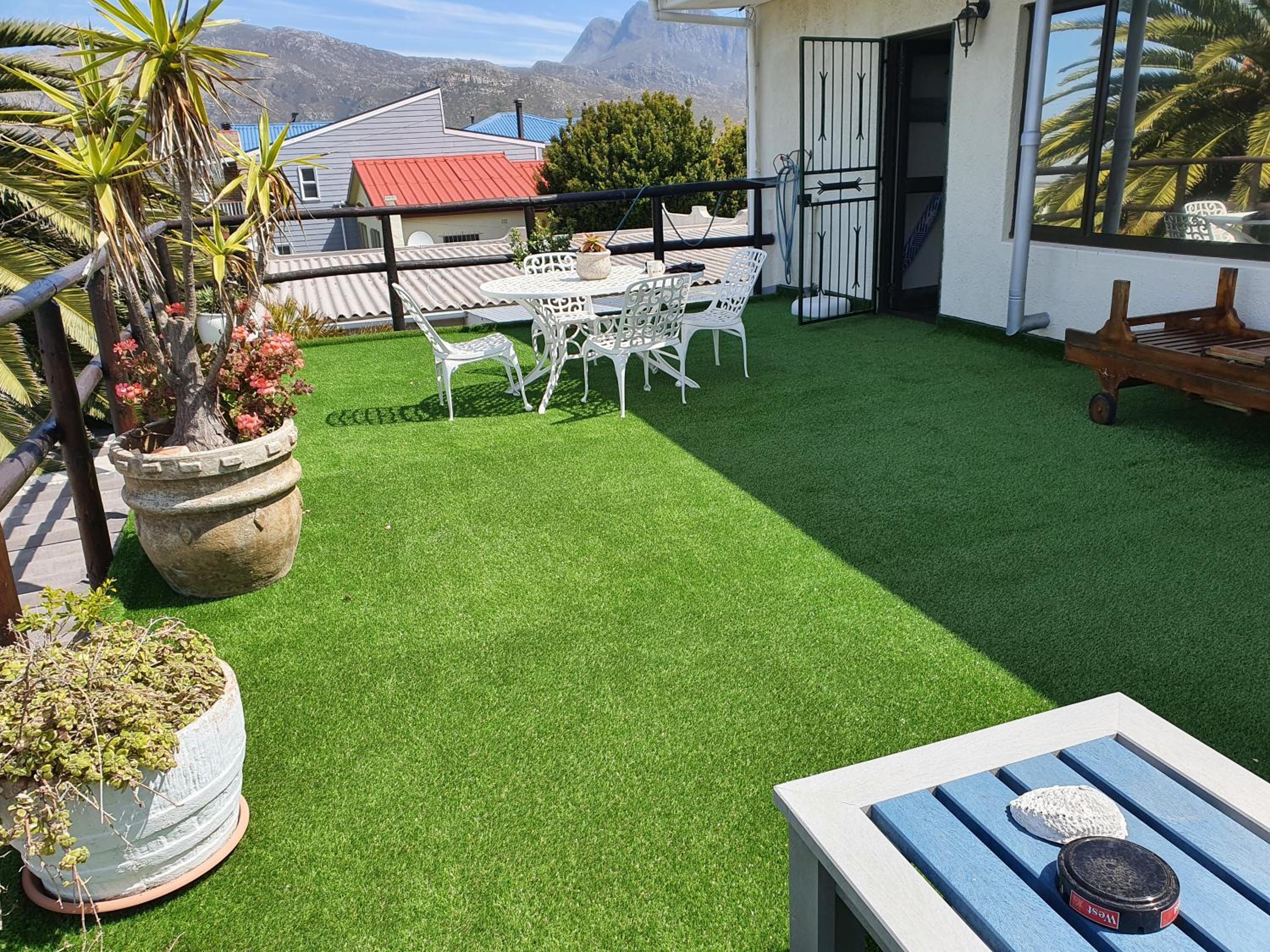 Deluxe Double Room with Balcony photo 3