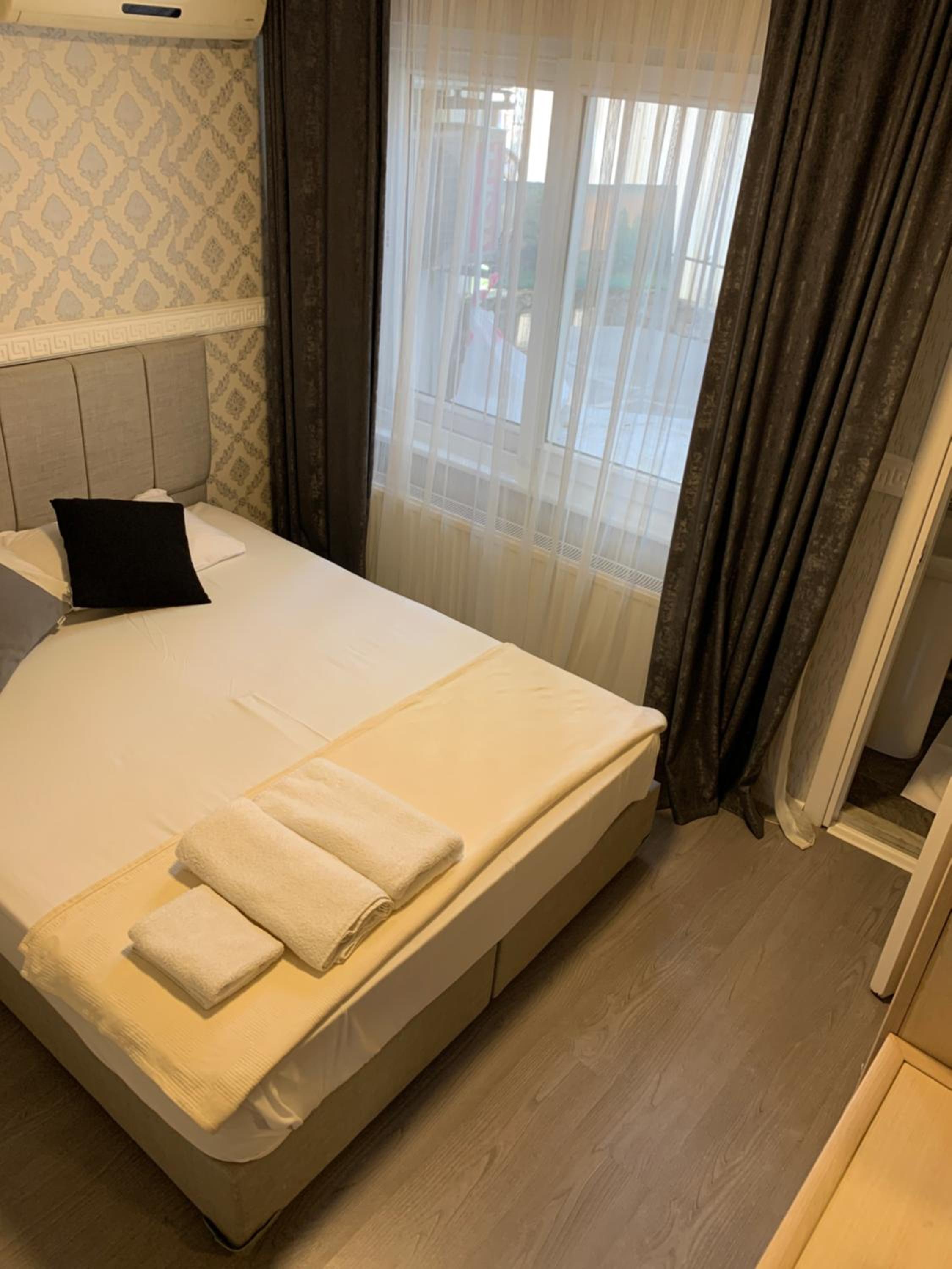 Economy Double Room photo 1