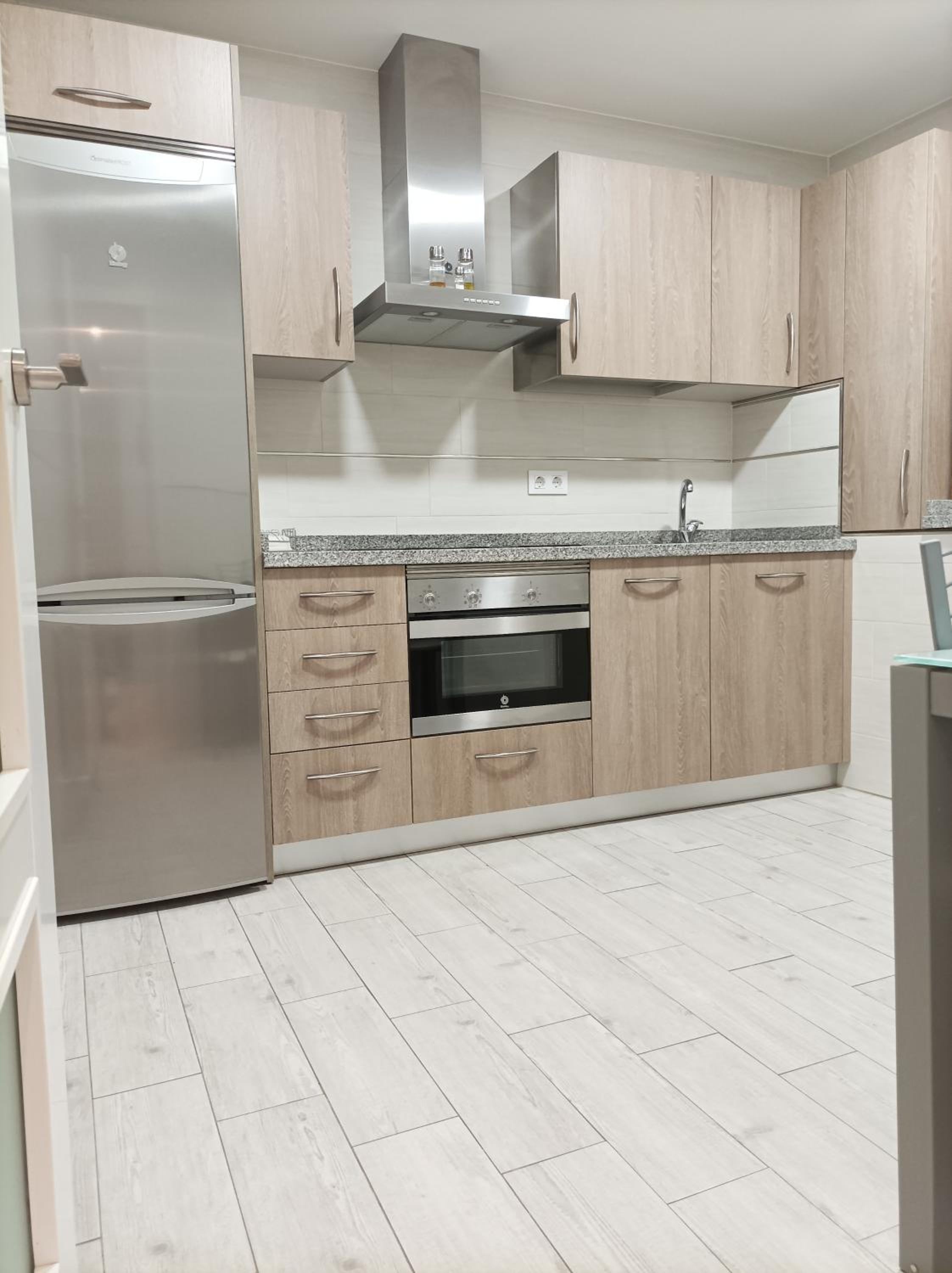 Apartment - Photo 4