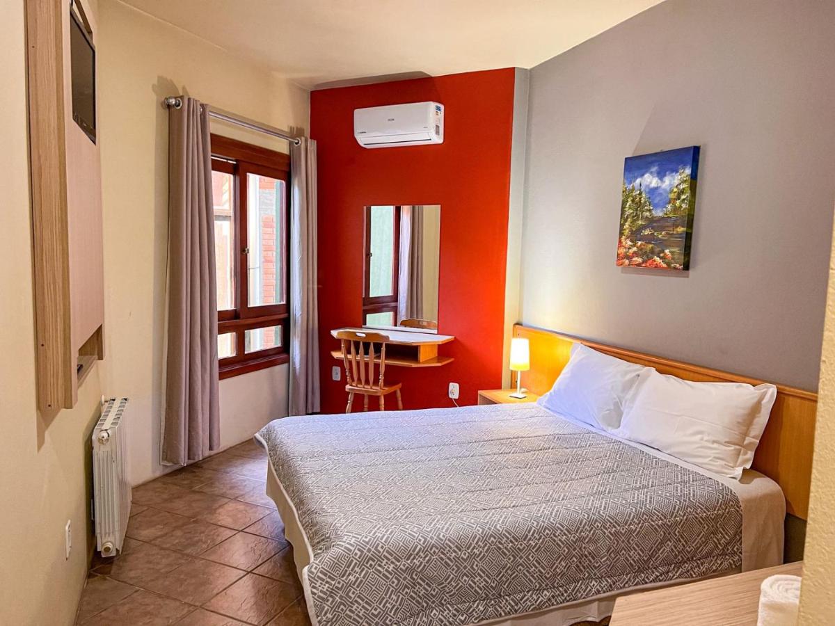 Standard Double Room photo 3