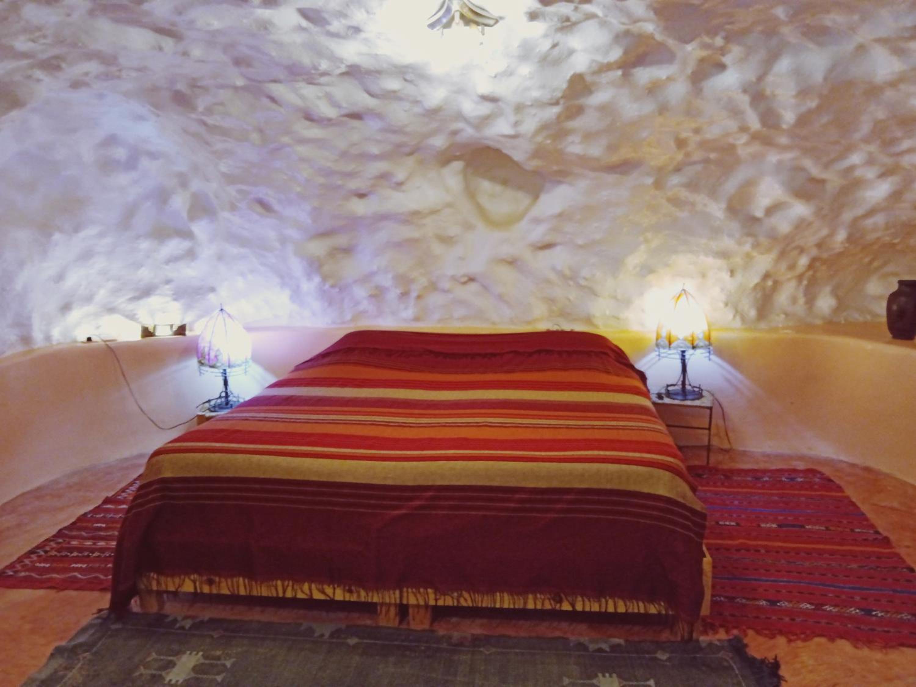 Berbere Troglodyte Three-Bedroom Suite (4adultes)