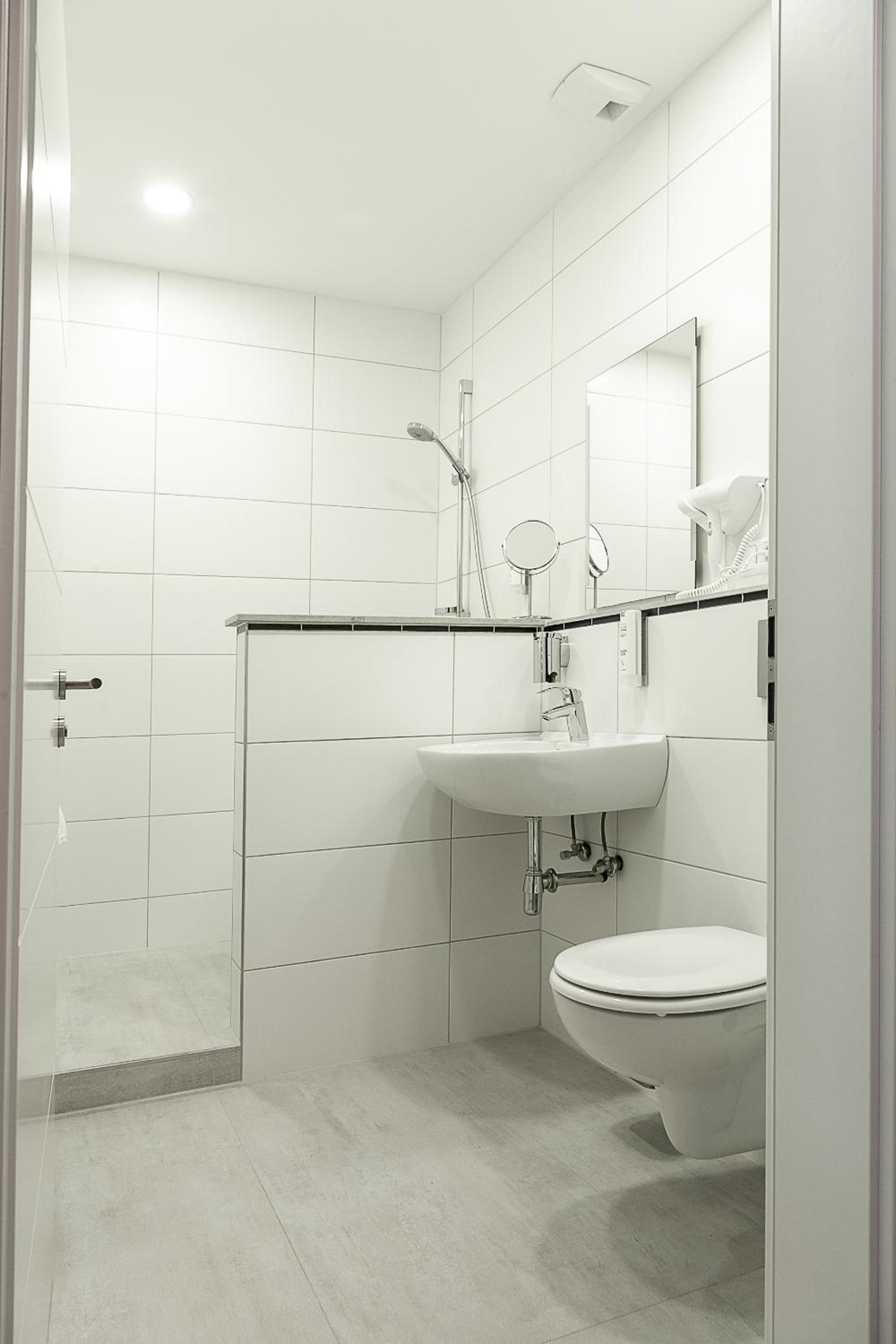 Premium Quadruple Room - Photo 2