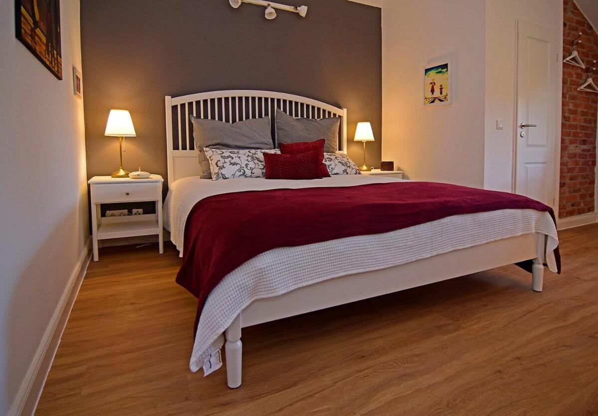 Double Room with Private Bathroom photo 1