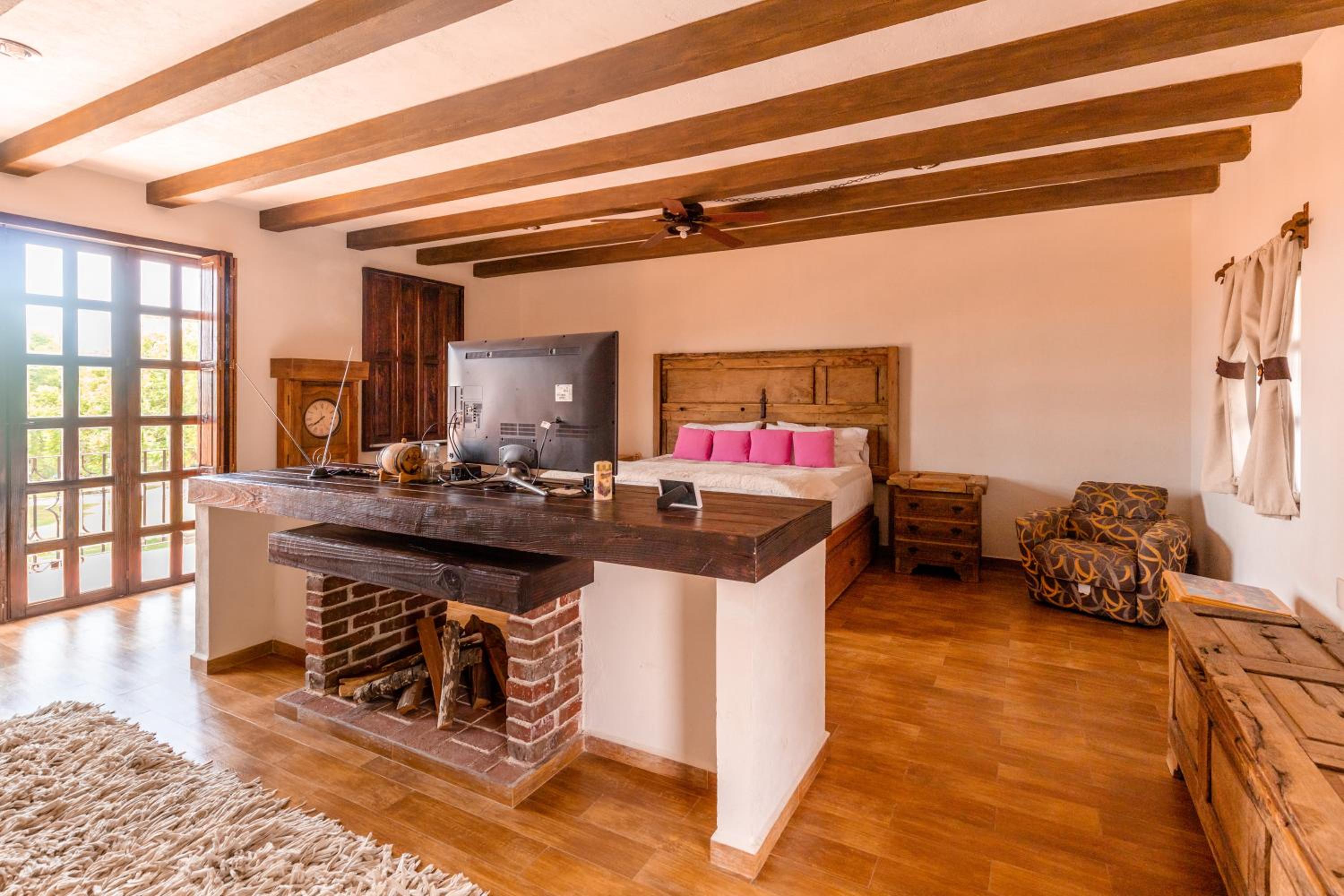 Suite photo 1