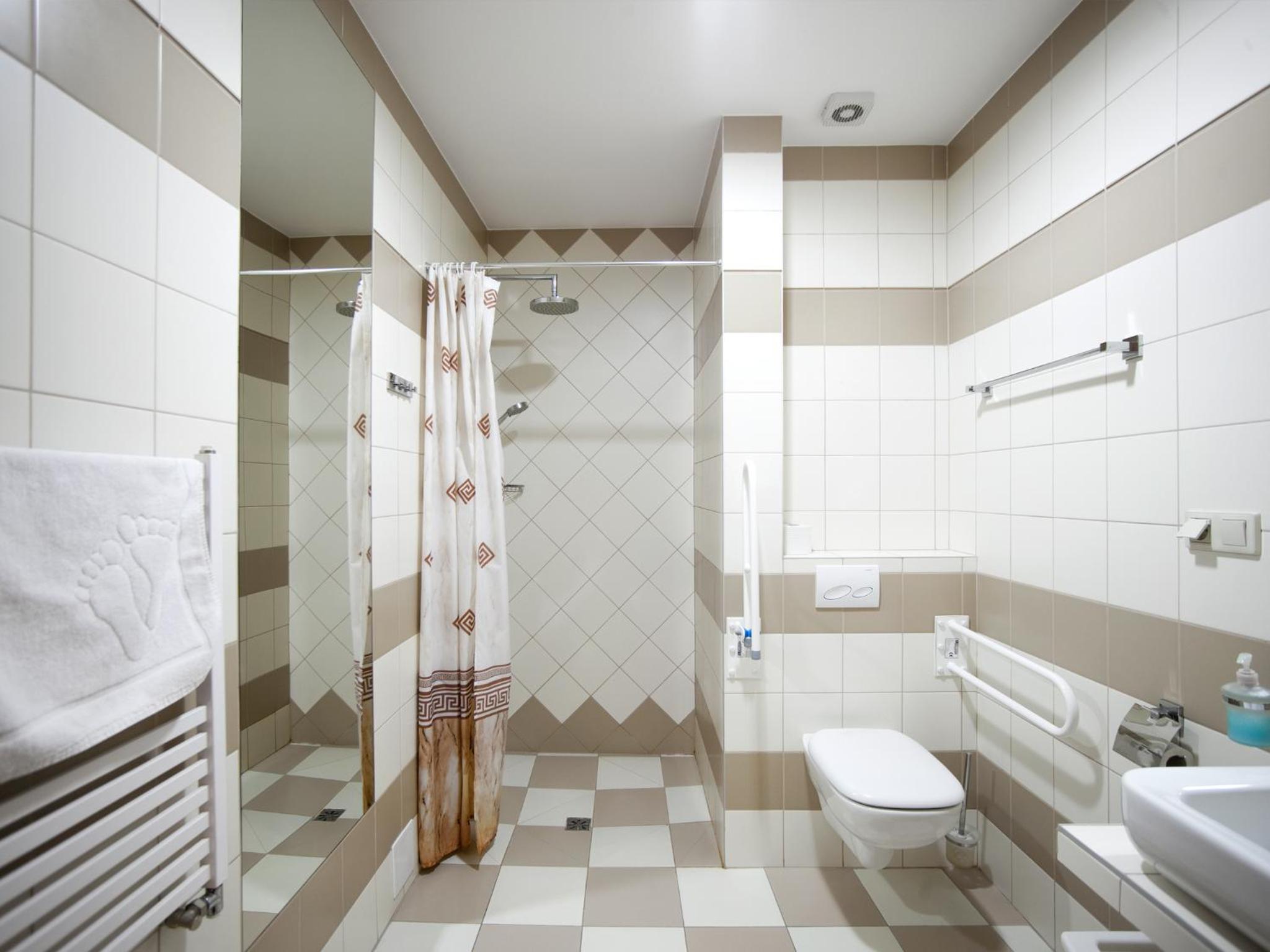 Double or Twin Room - Photo 2