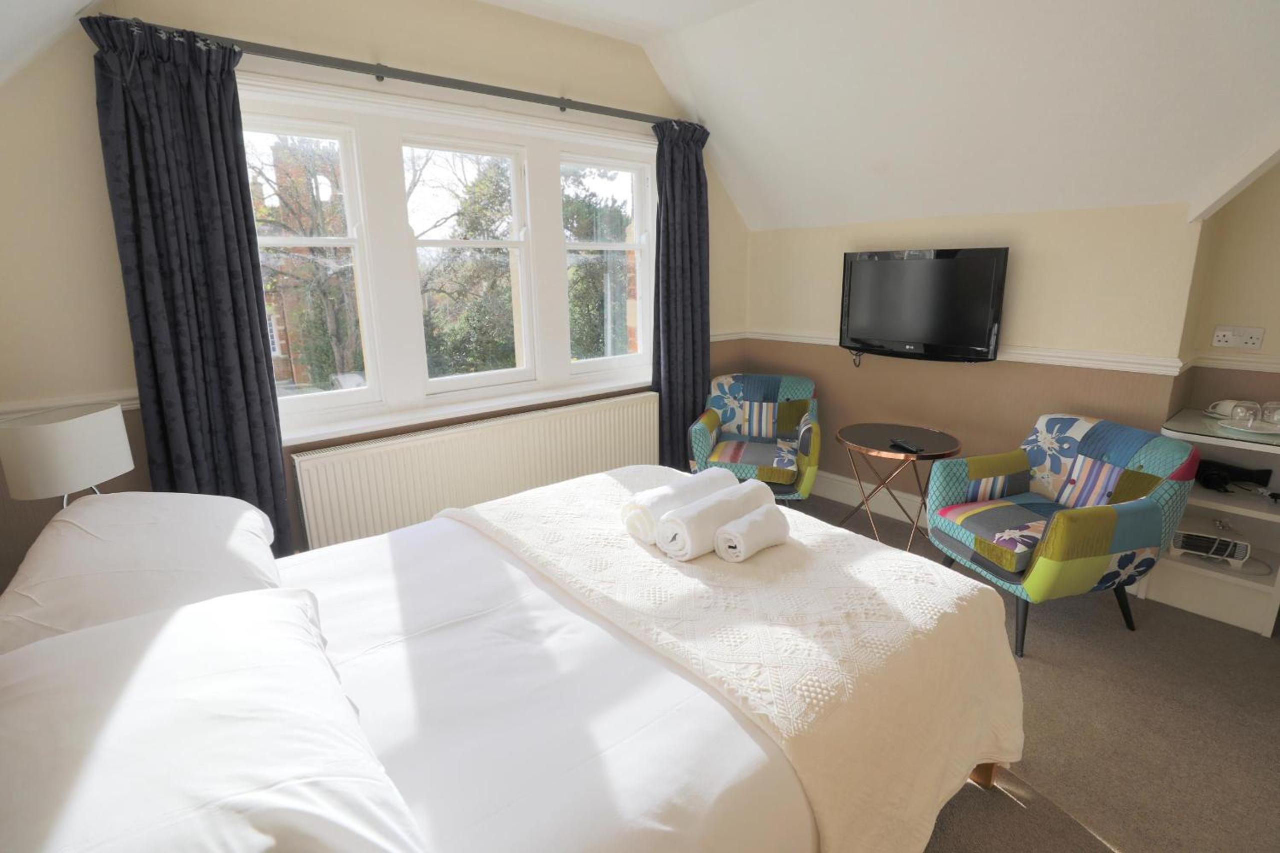 Standard Double Room photo 3