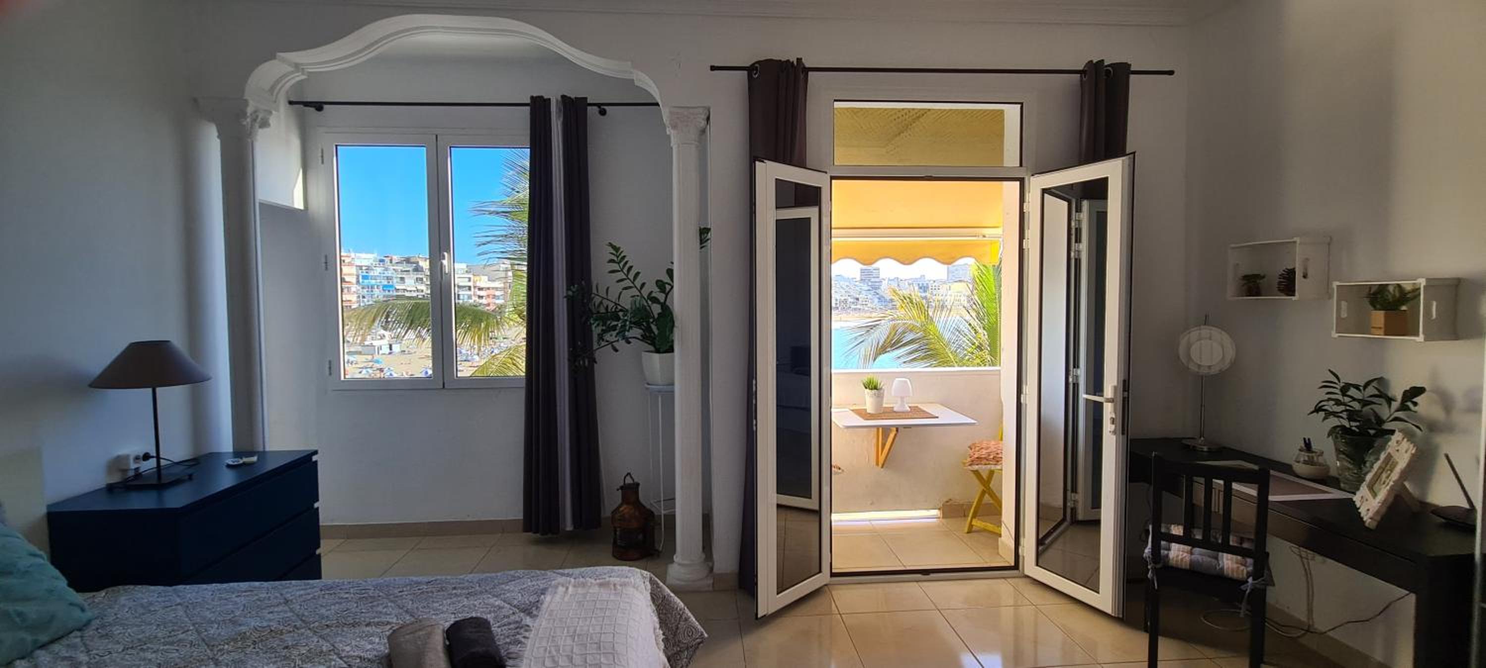 Apartamento con vista al mar