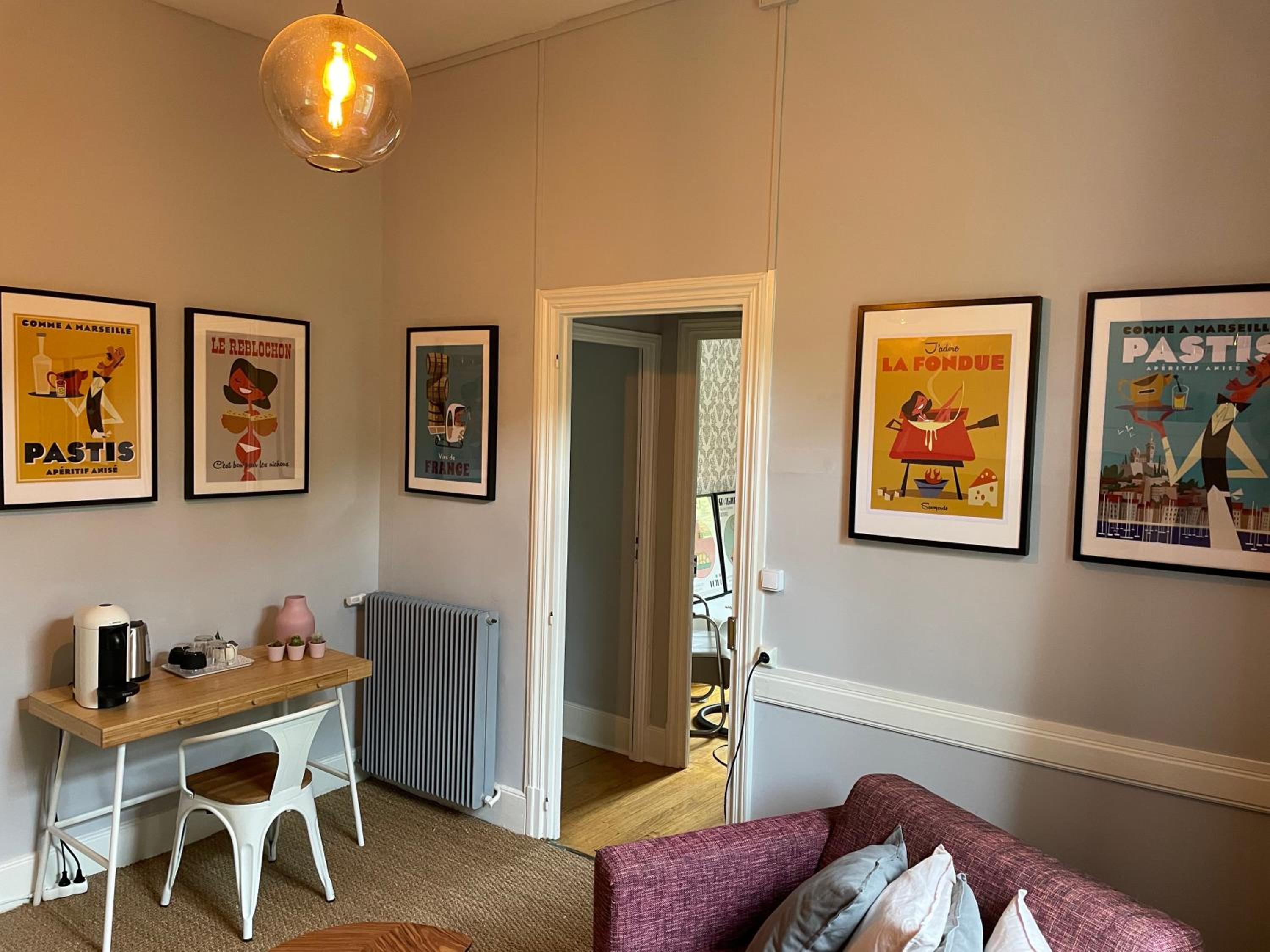 Suite with Garden View - Photo 3